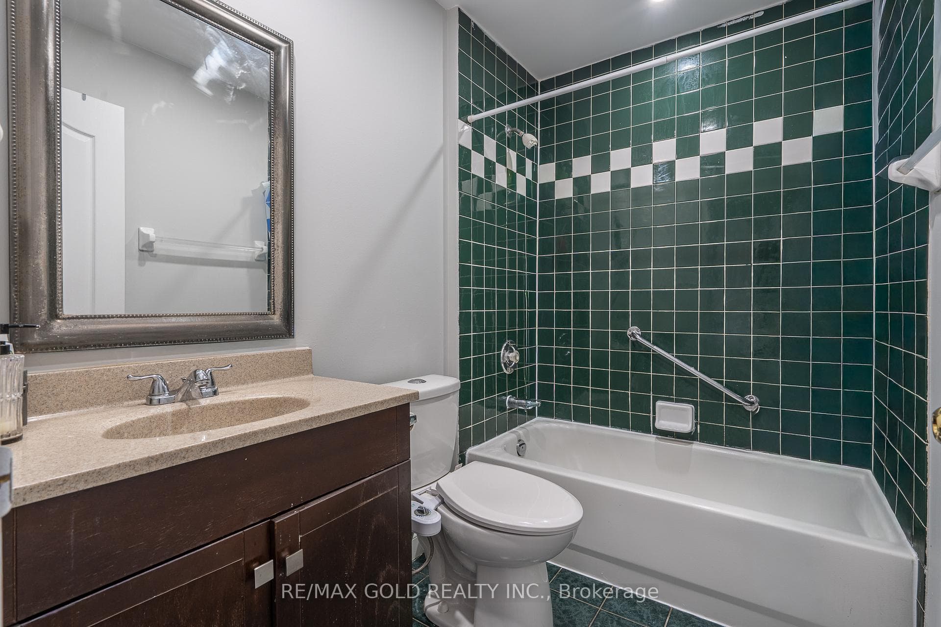 135 Cordgrass Crescent photo 31
