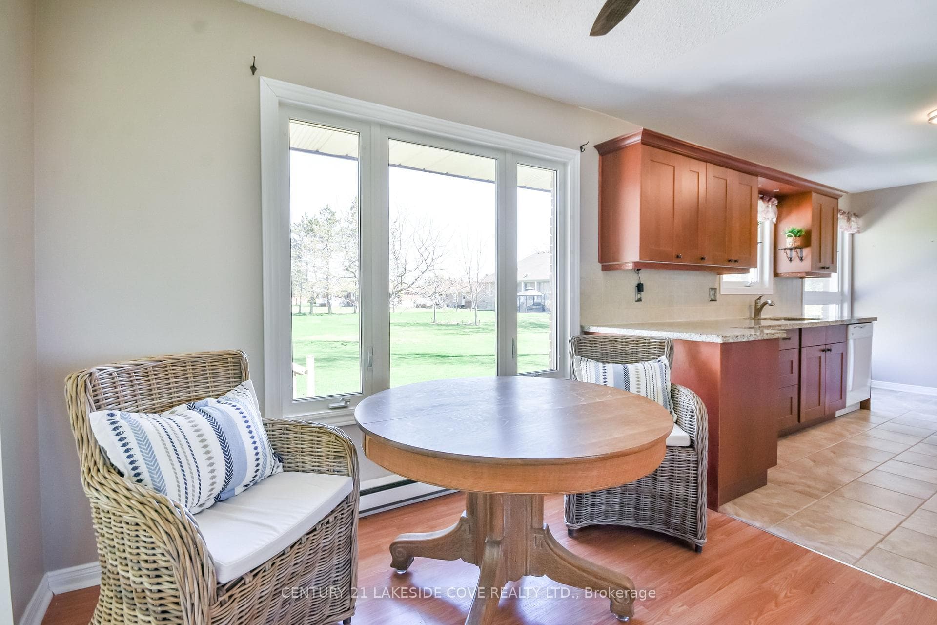 121 Bayshore Drive photo 14