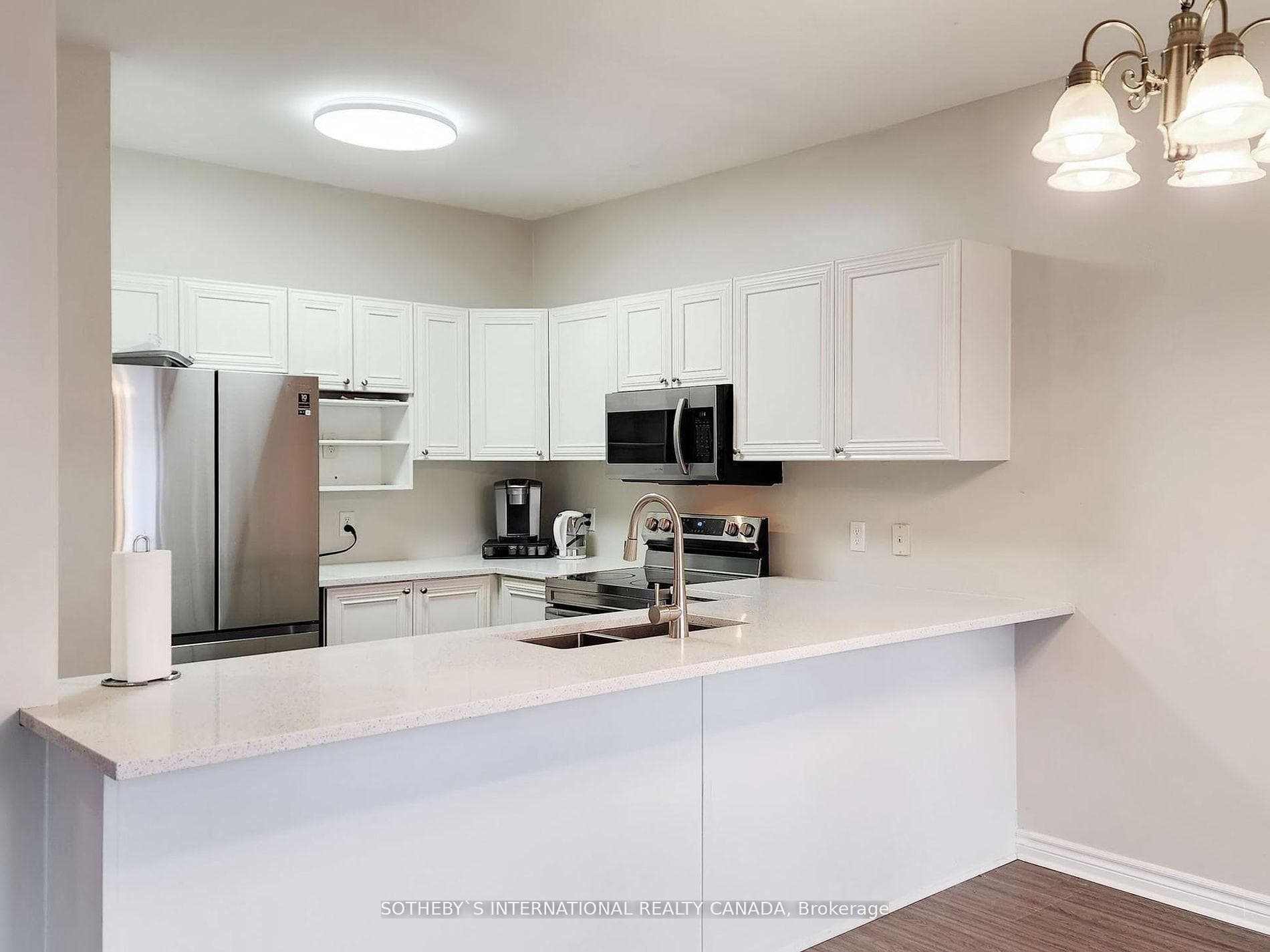 15 Bedell Crescent photo 7