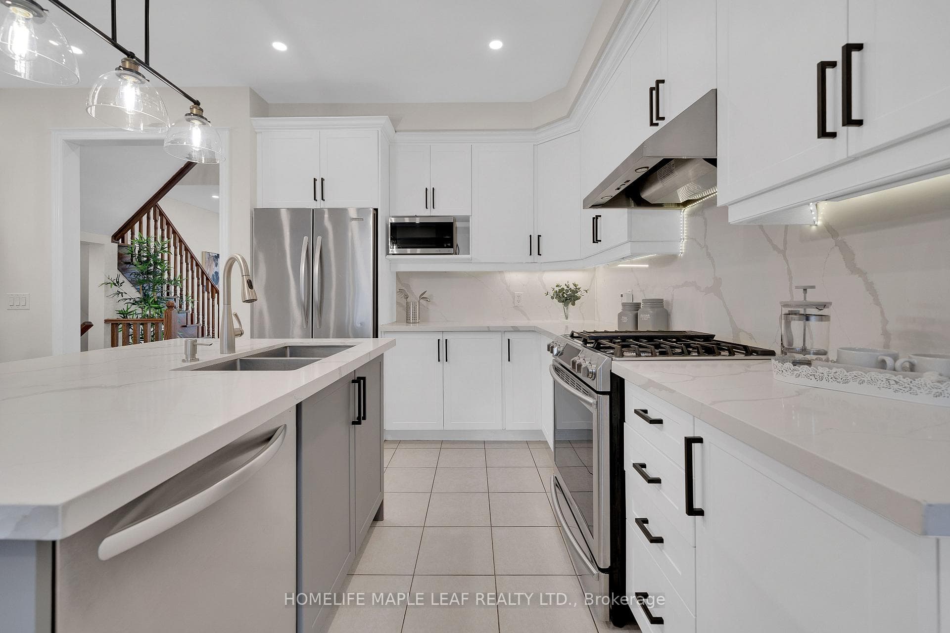 3079 Neyagawa Boulevard photo 11