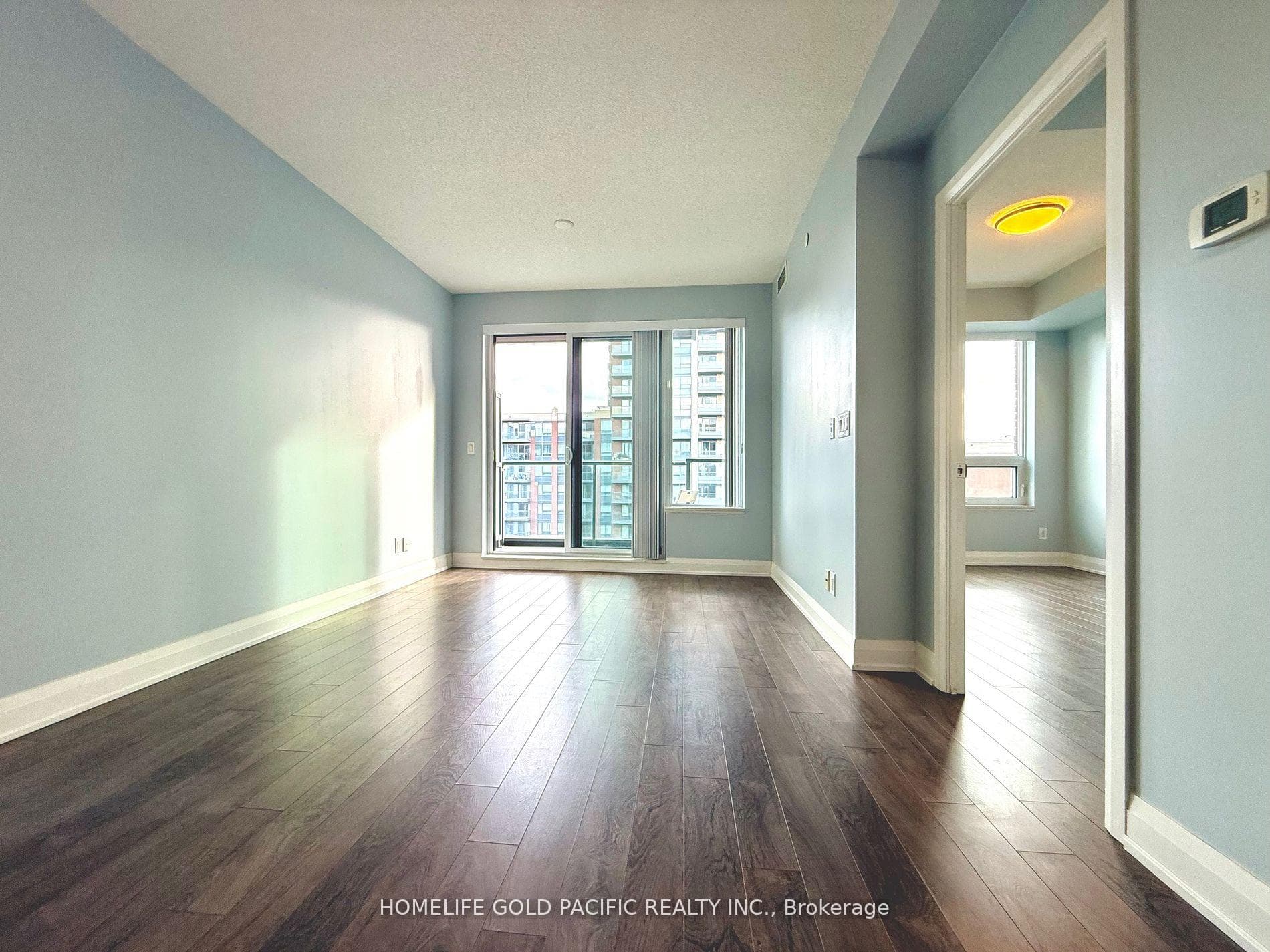 28 Uptown Drive Unit 601 photo 14