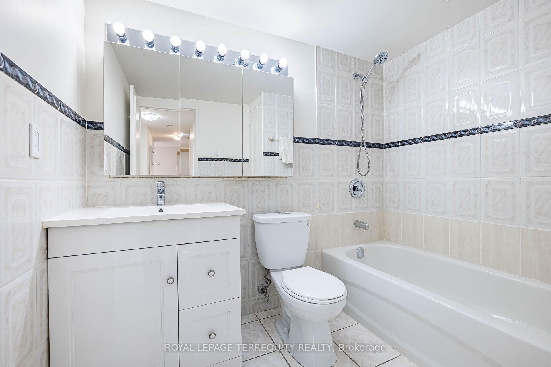 4-piece Bathroom