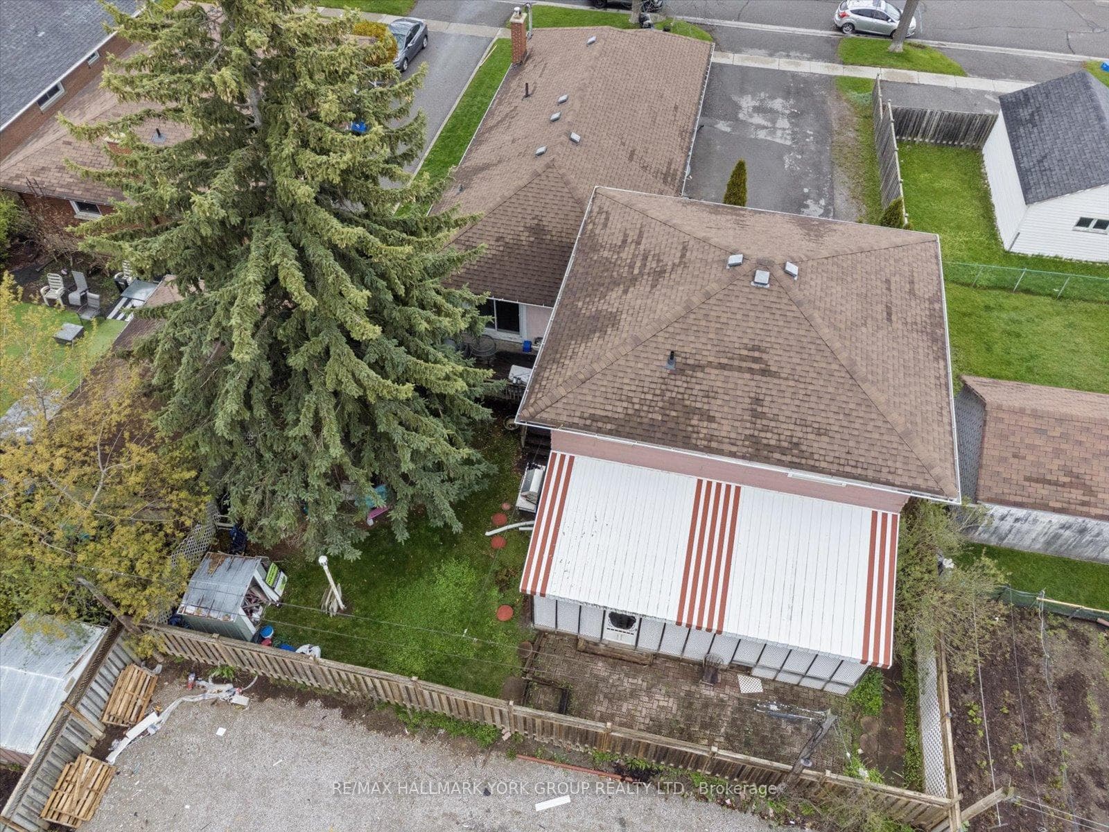 226 Cromwell Avenue photo 13