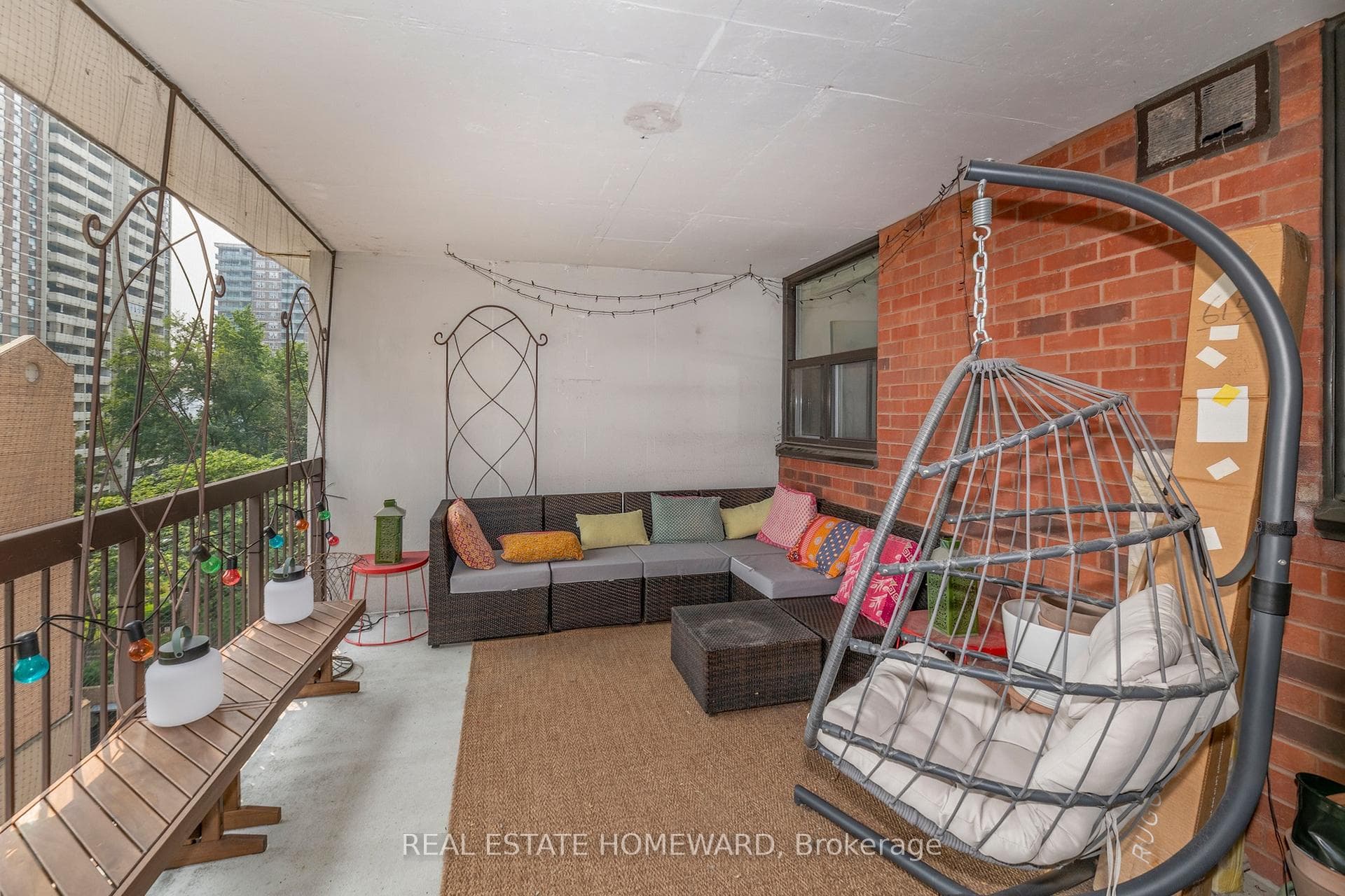 77 Maitland Place Unit 615 photo 18