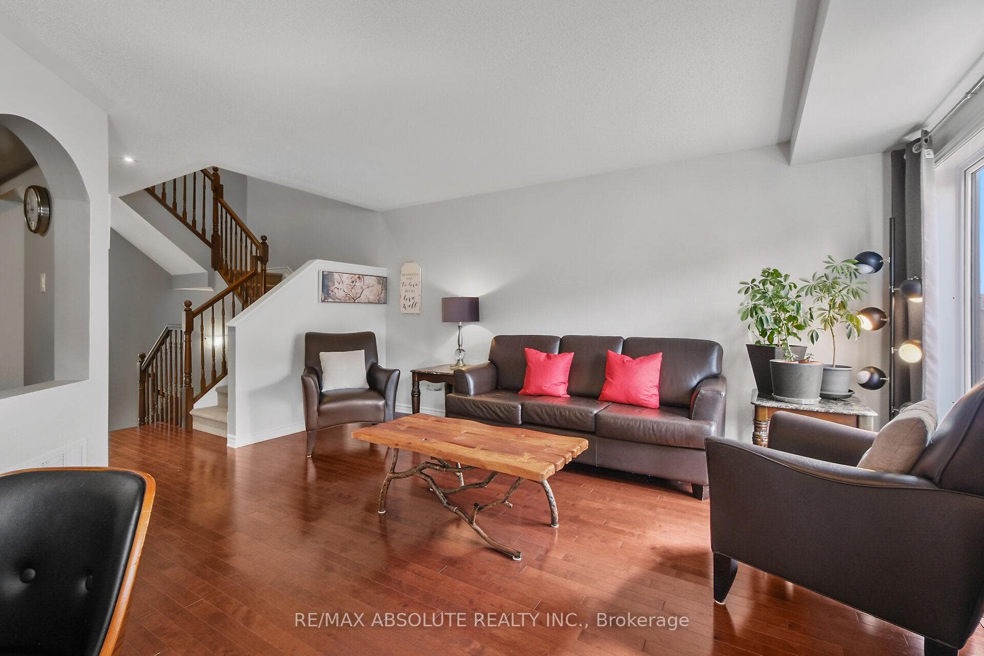 575 Petrichor Crescent photo 15
