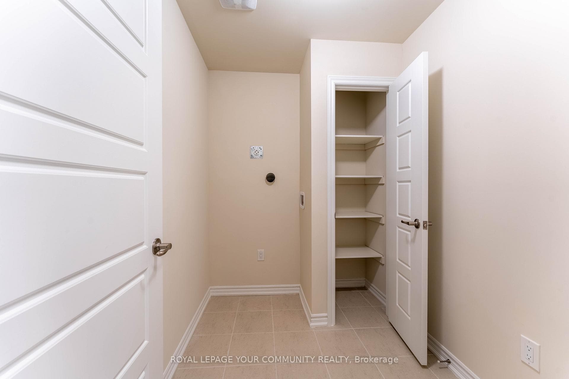 620 Colborne Street Unit 46 photo 11