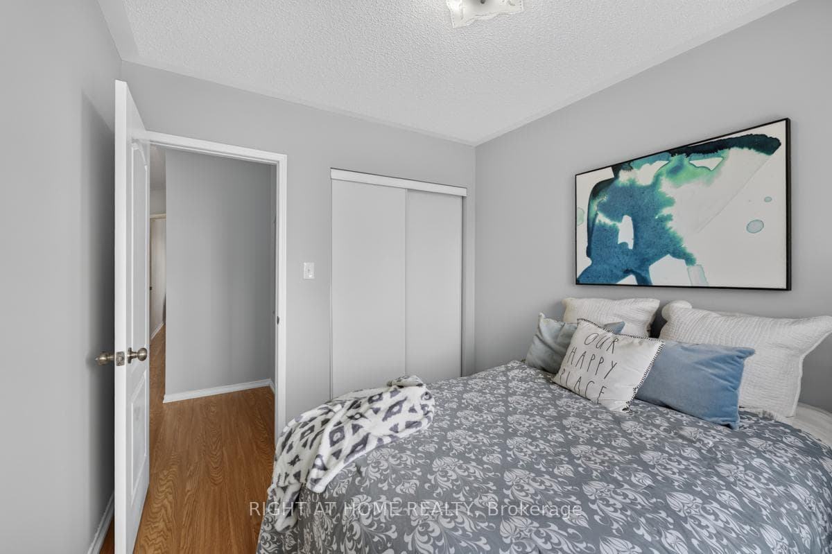 101 Wilmont Court photo 30