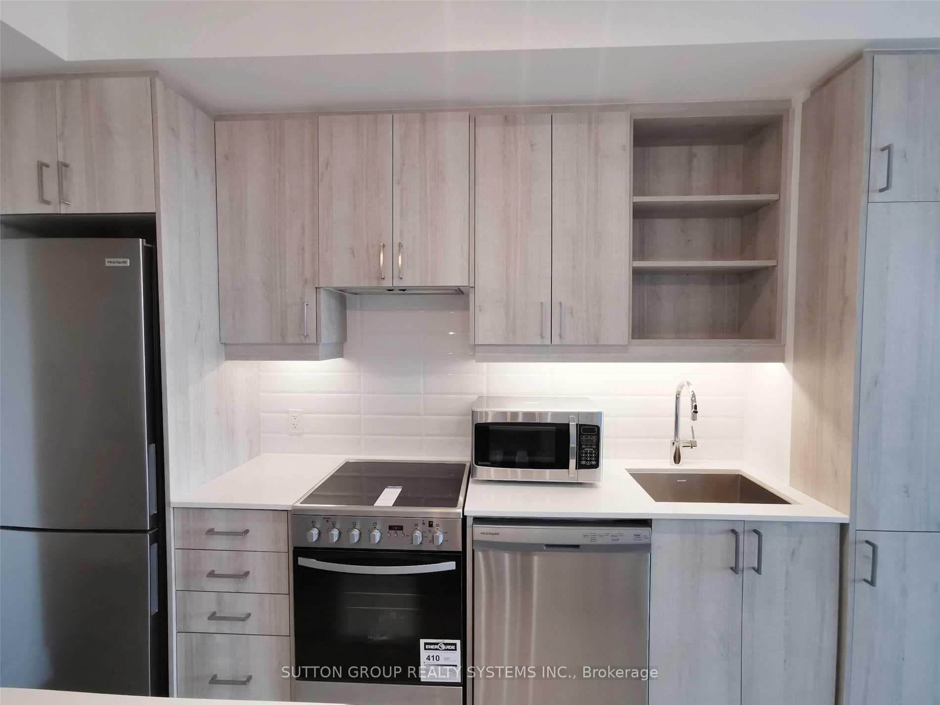 50 George Butchart Drive Unit 420 photo 4