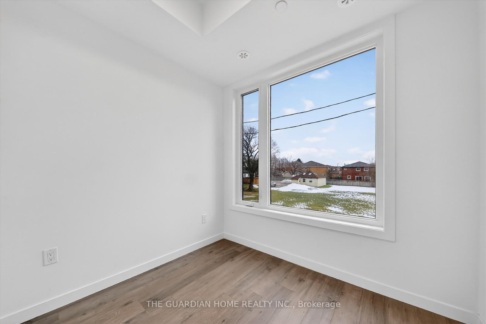109 Marydale Avenue Unit 18 photo 11
