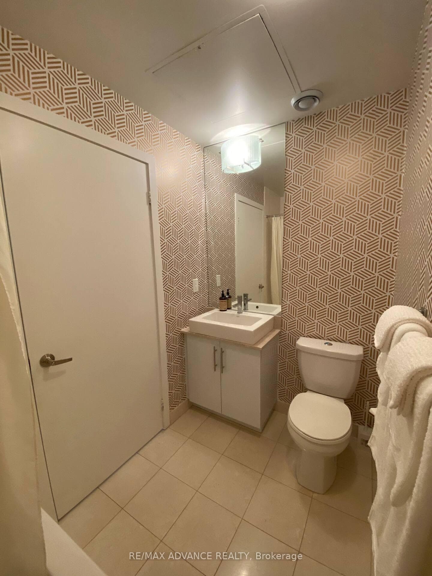65 Bremner Boulevard Unit 3603 photo 6