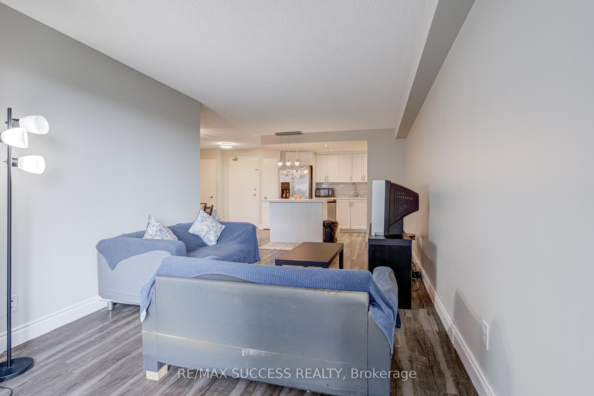 145 Hillcrest Avenue Unit 713 photo 24
