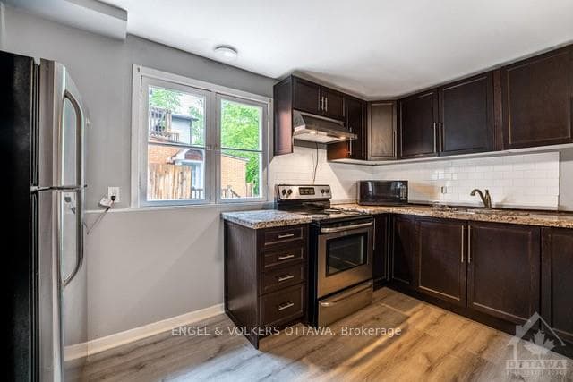55 OGDEN Avenue Unit 1 photo 8