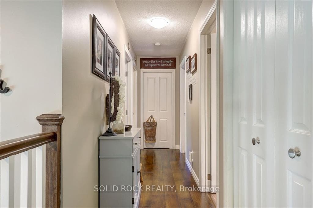 8289 COUNTY ROAD 21 Road photo 14
