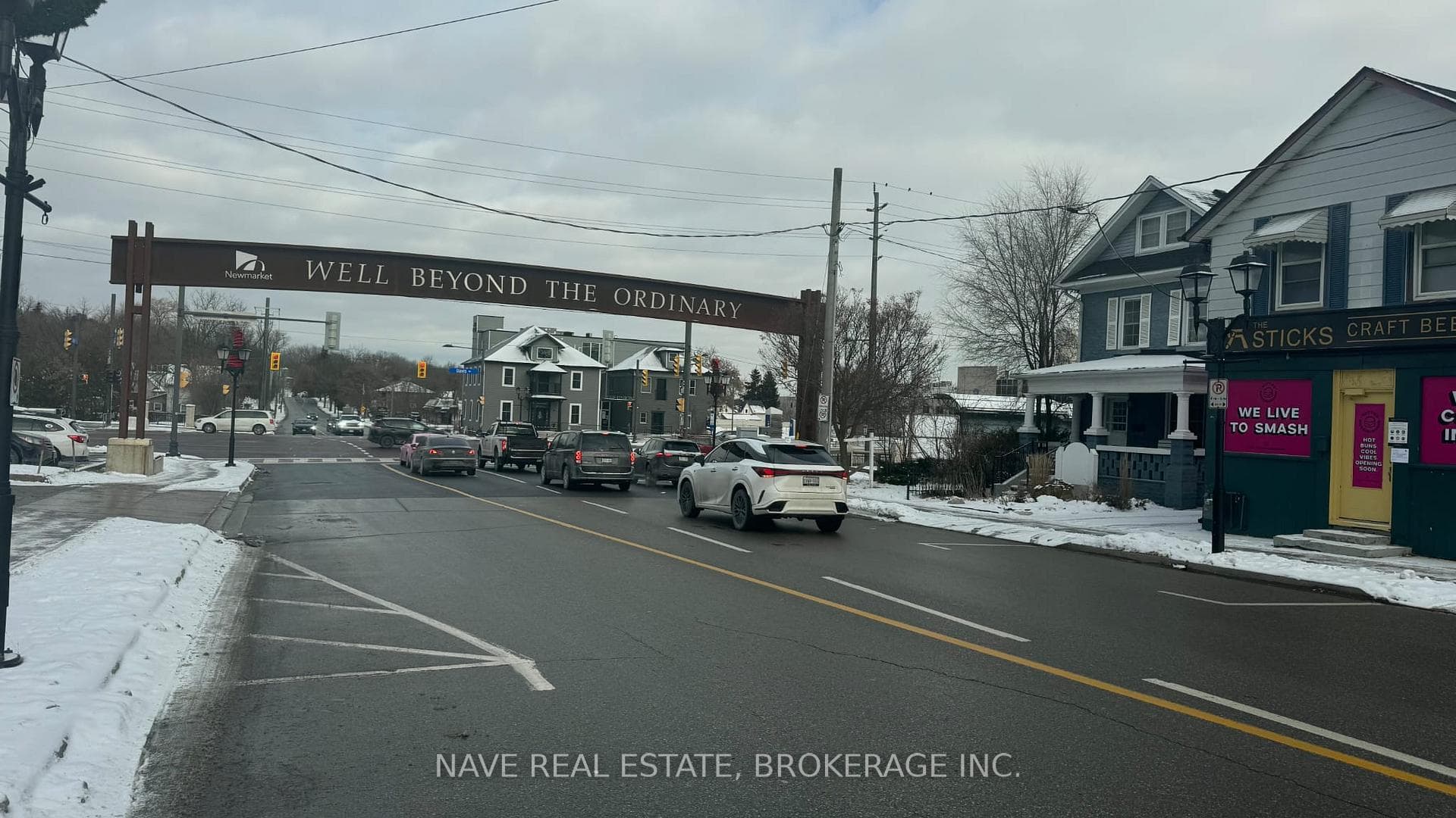 13 Main Street photo 3