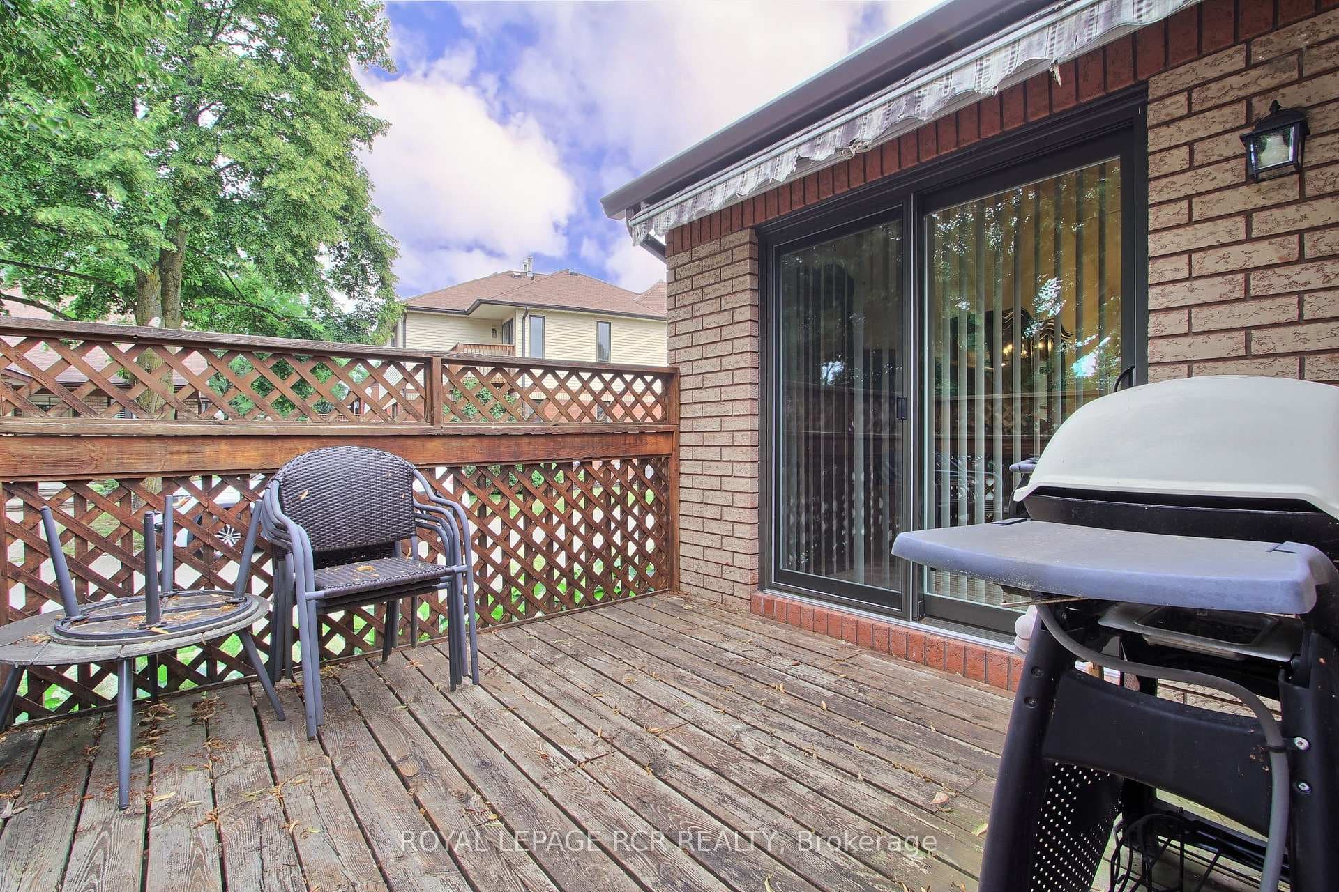 121 Green Briar Road Unit 16 photo 34