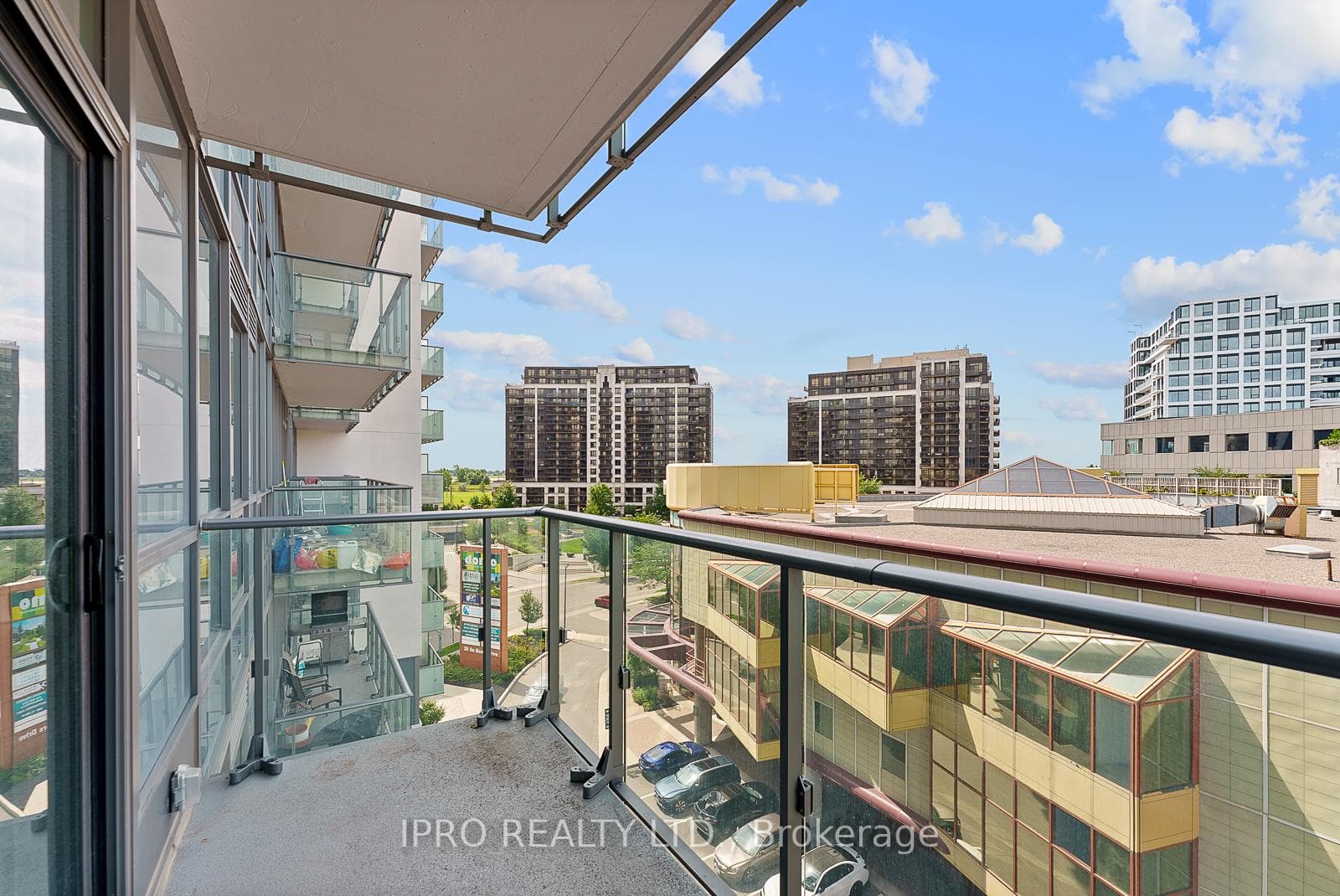 10 De Boers Drive Unit 602 photo 27