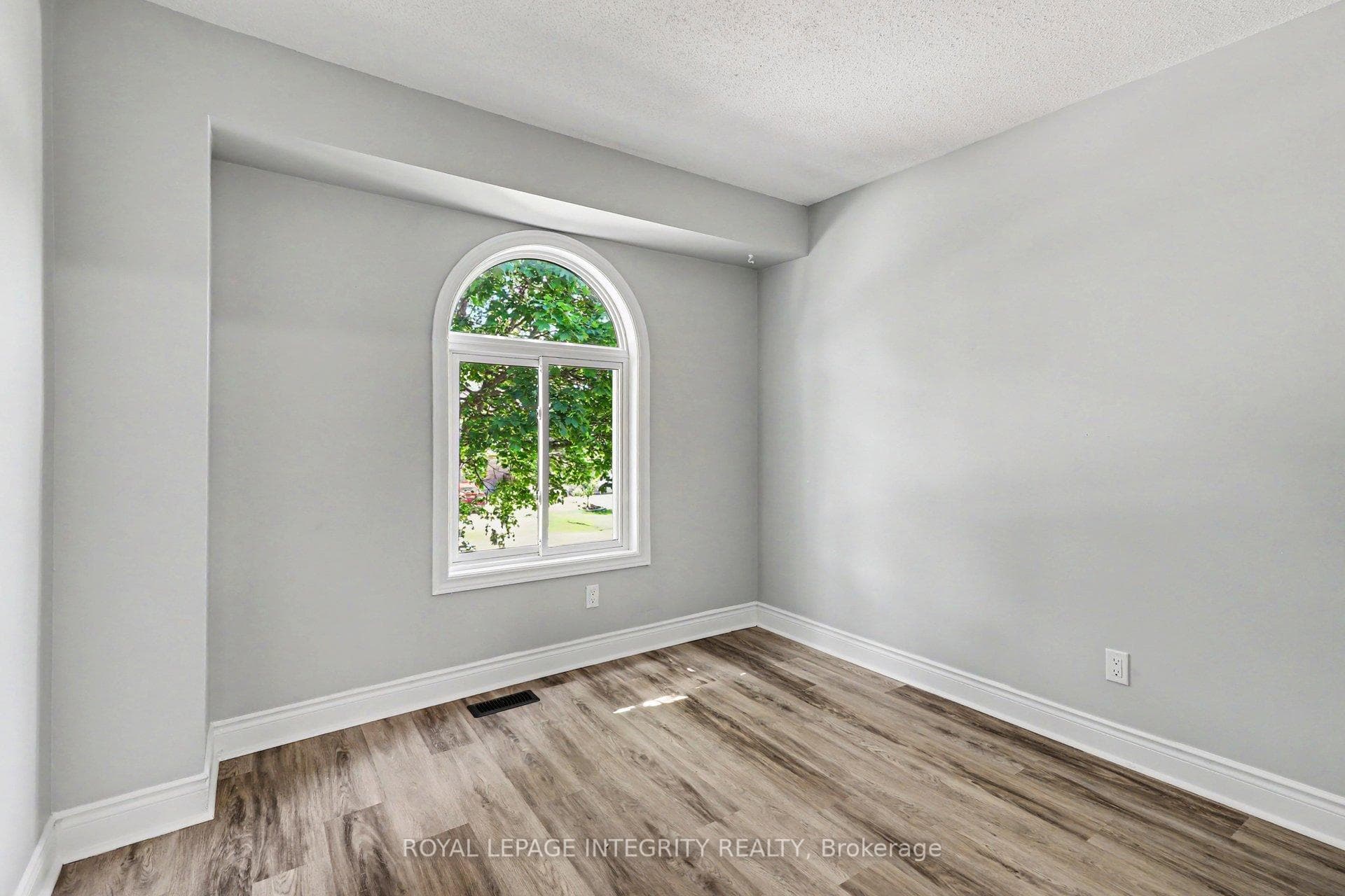 1511 Thurlow Street photo 24