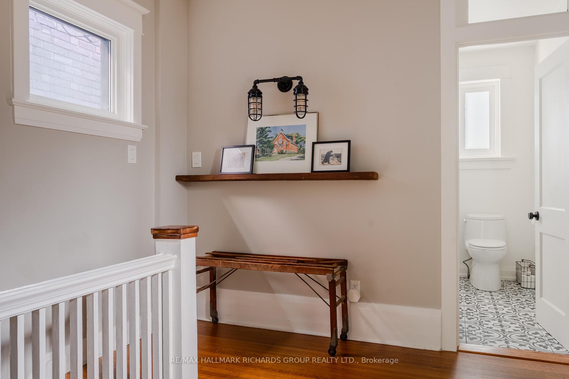 51 Herbert Avenue photo 15