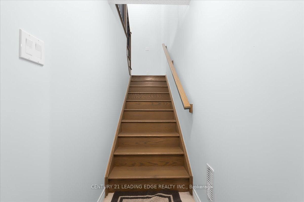 16 Faimira Avenue photo 26