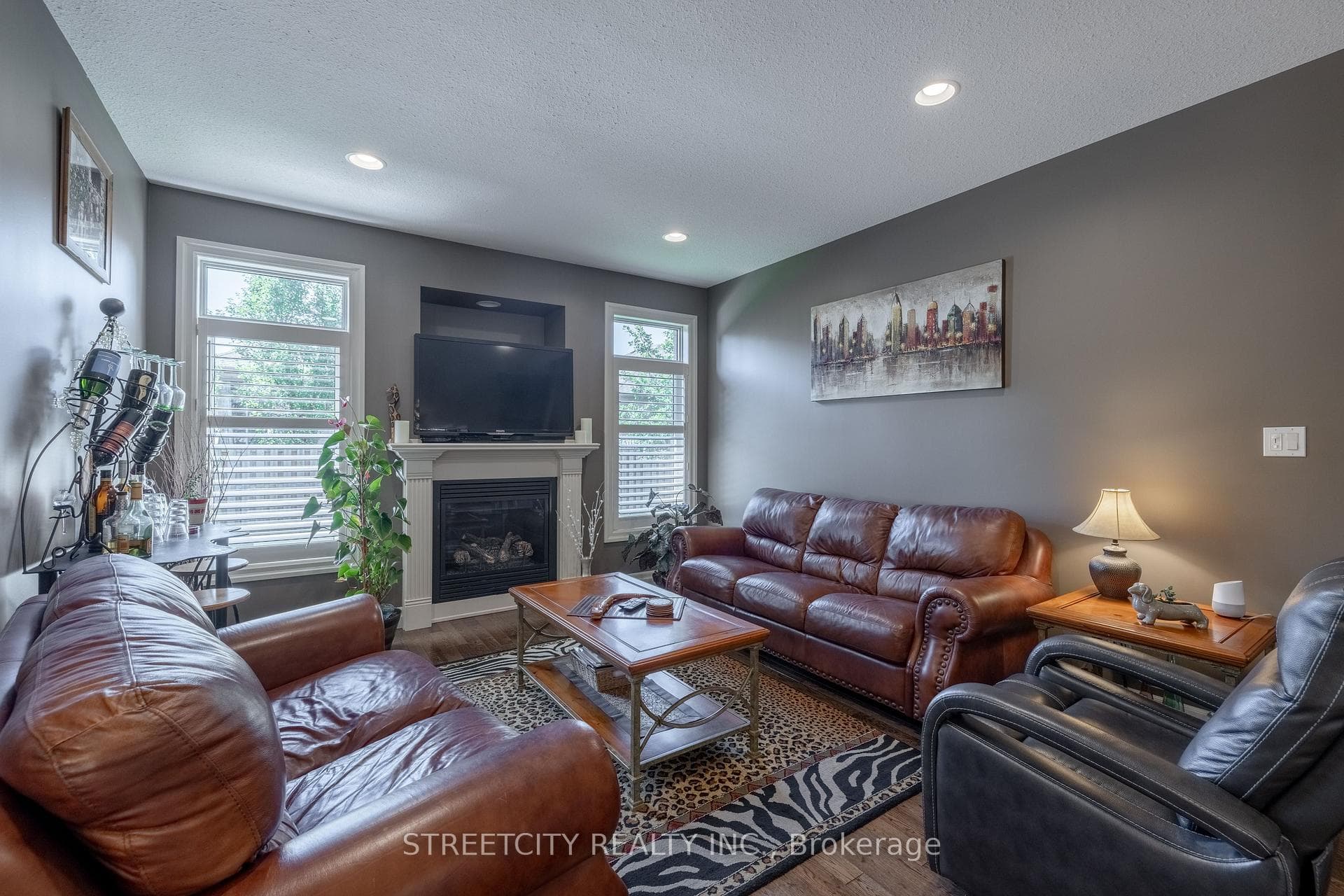 2080 Beaverbrook Avenue Unit 19 photo 11