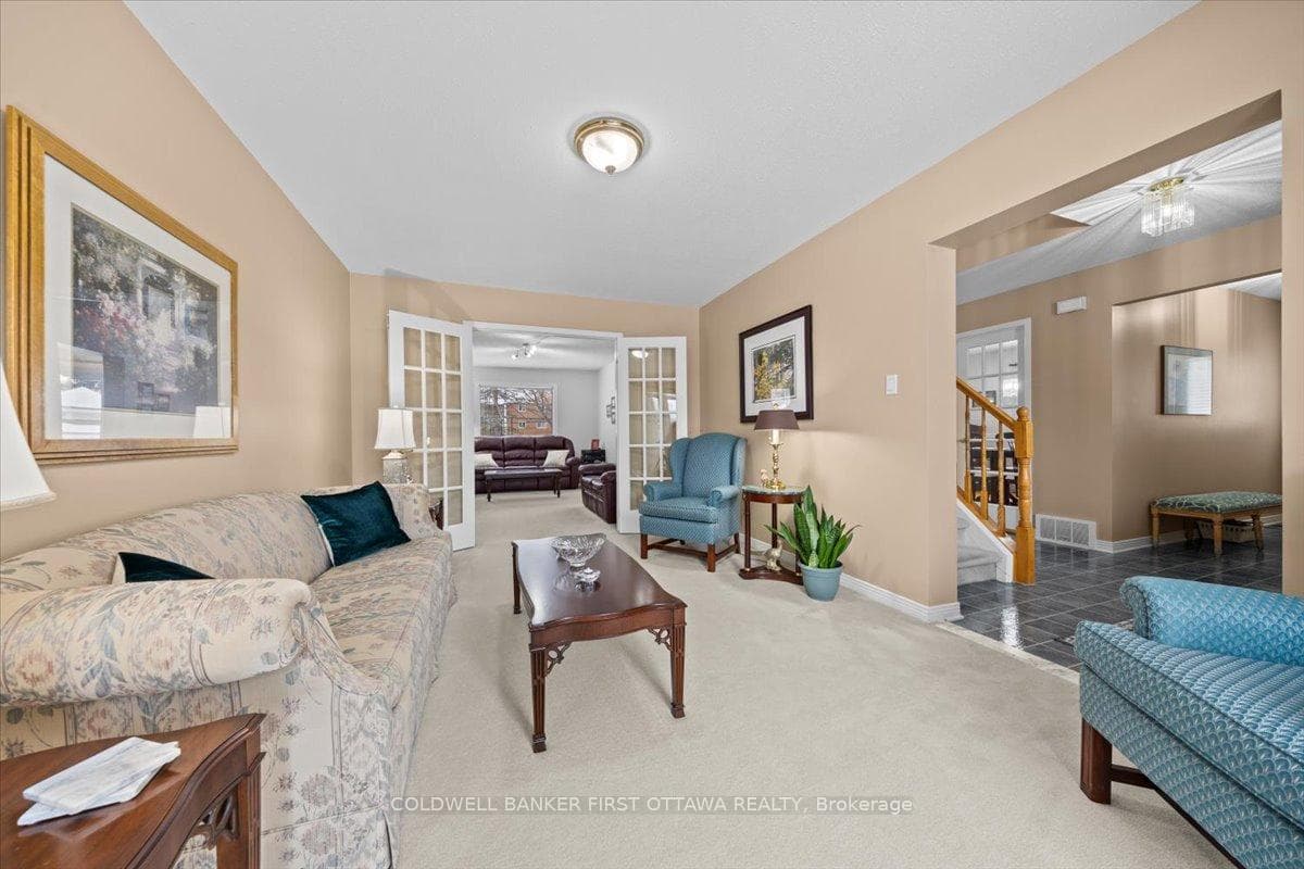 35 Dressler Drive photo 16