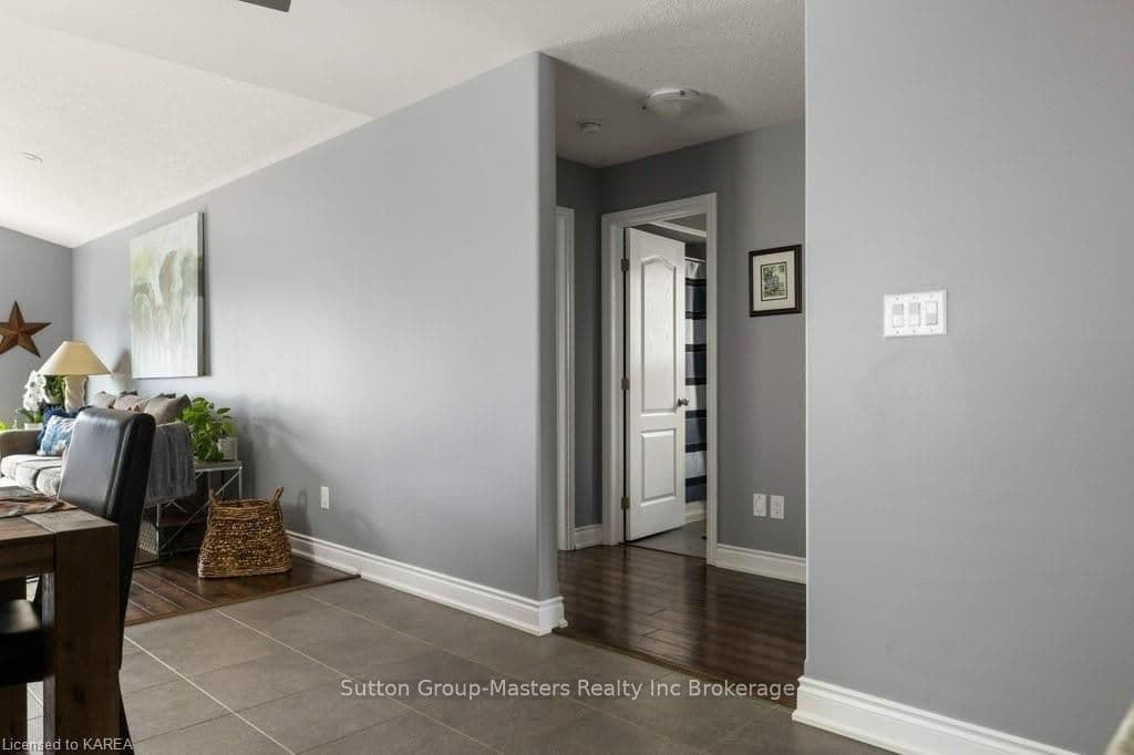 1433 KENDAL AVENUE Avenue photo 18