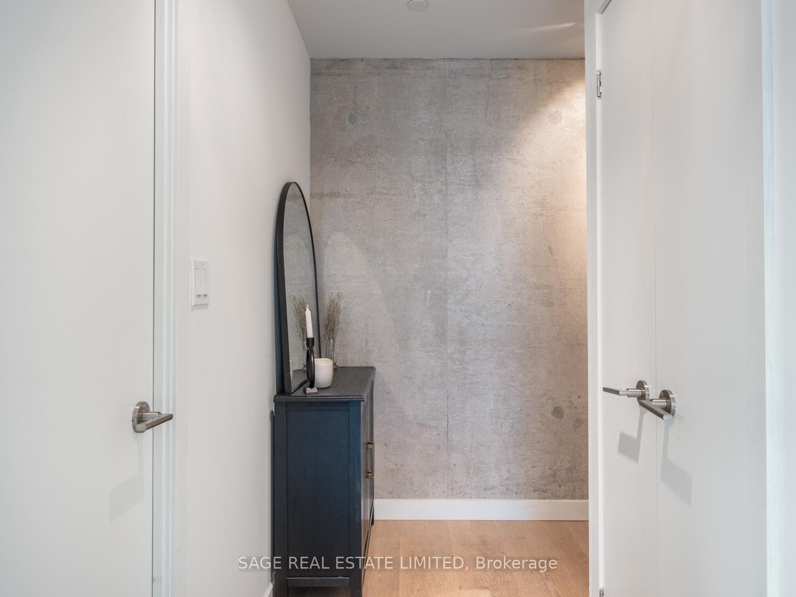 111 Bathurst Street Unit 1502 photo 25