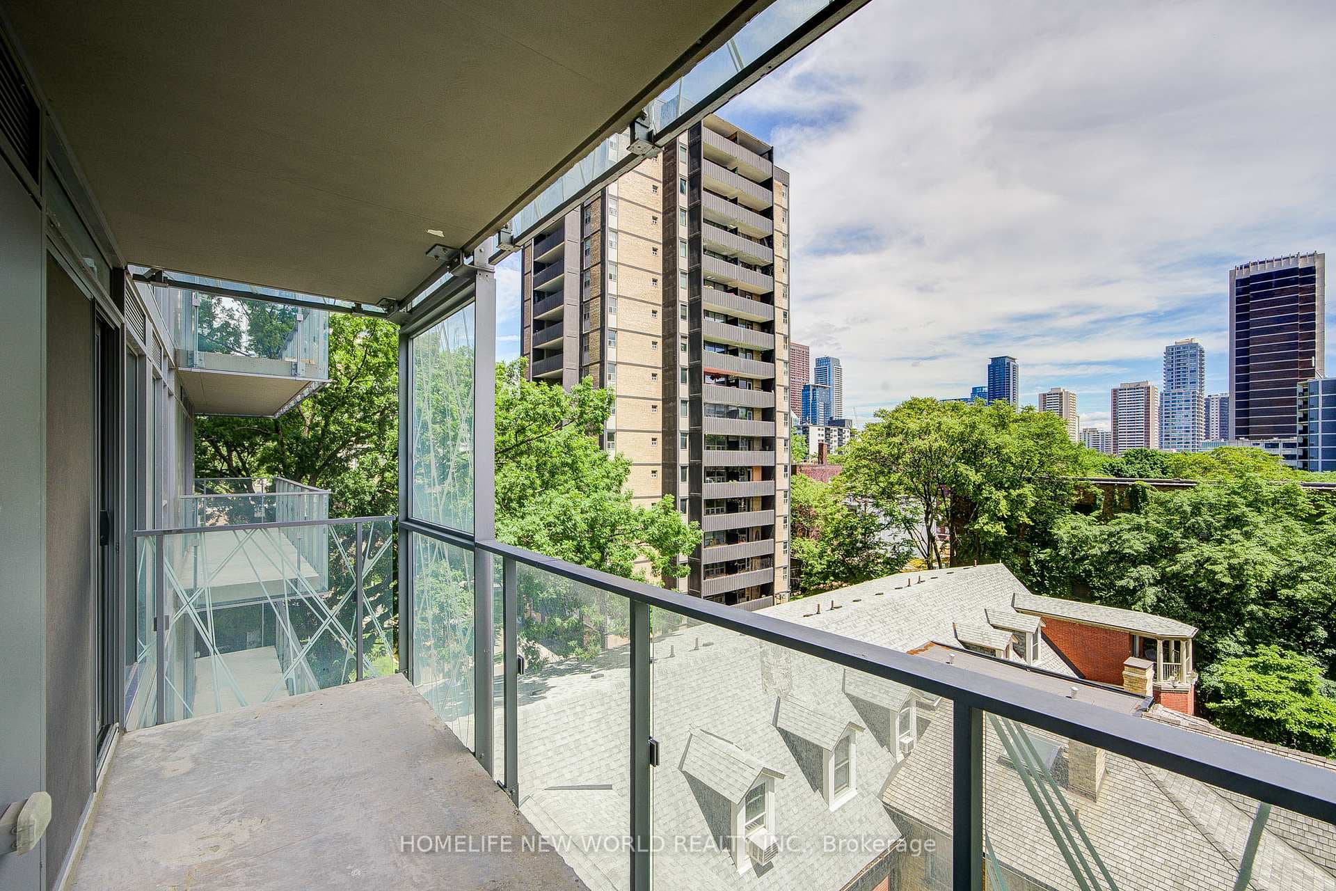 50 Wellesley Street Unit 705 photo 33