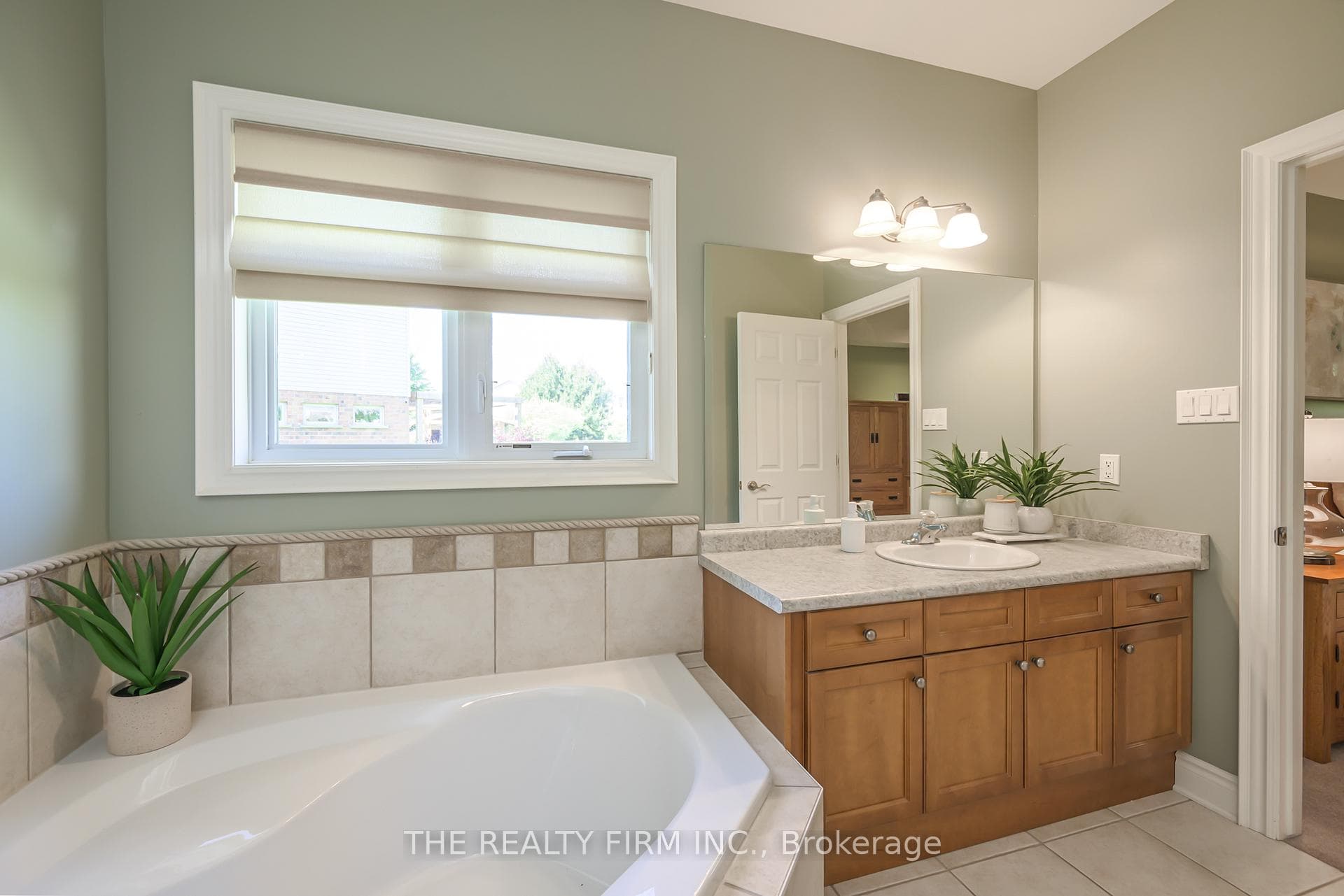 1174 Fogerty Street photo 22