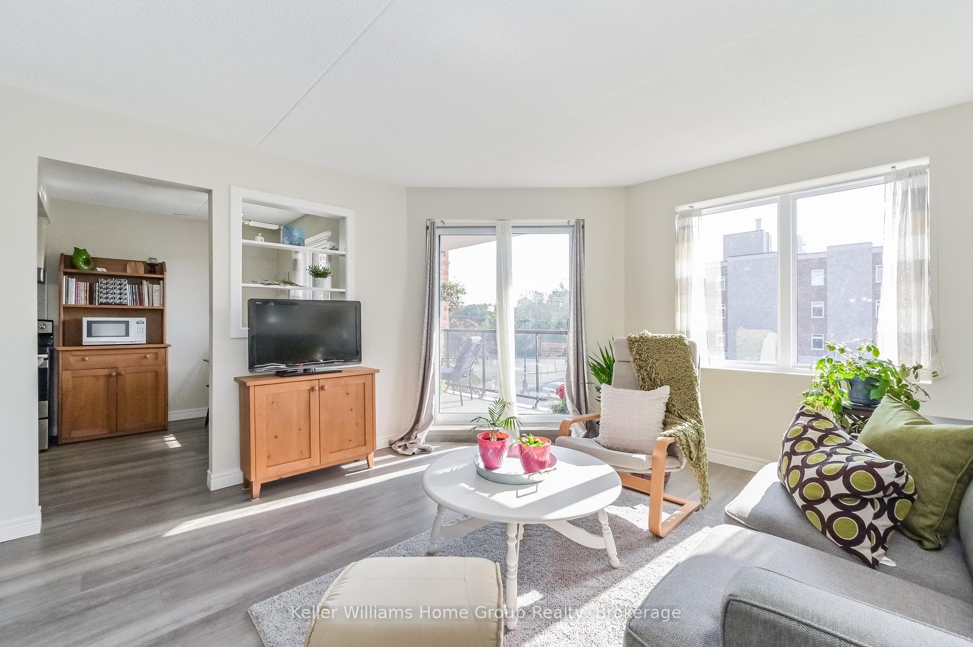 215 SCOTLAND Street Unit 306 photo 4