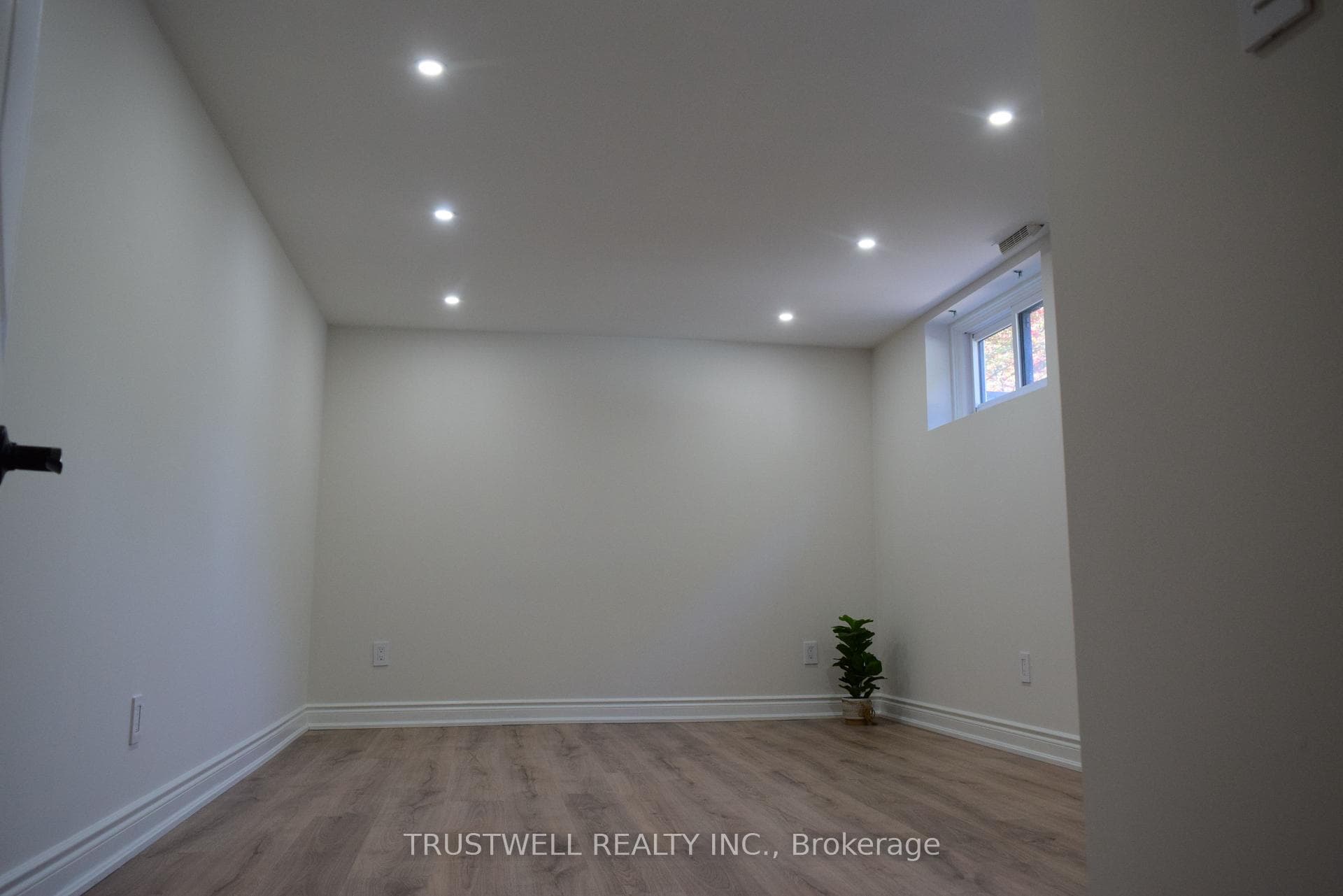 1633 Sunnycove Drive photo 16
