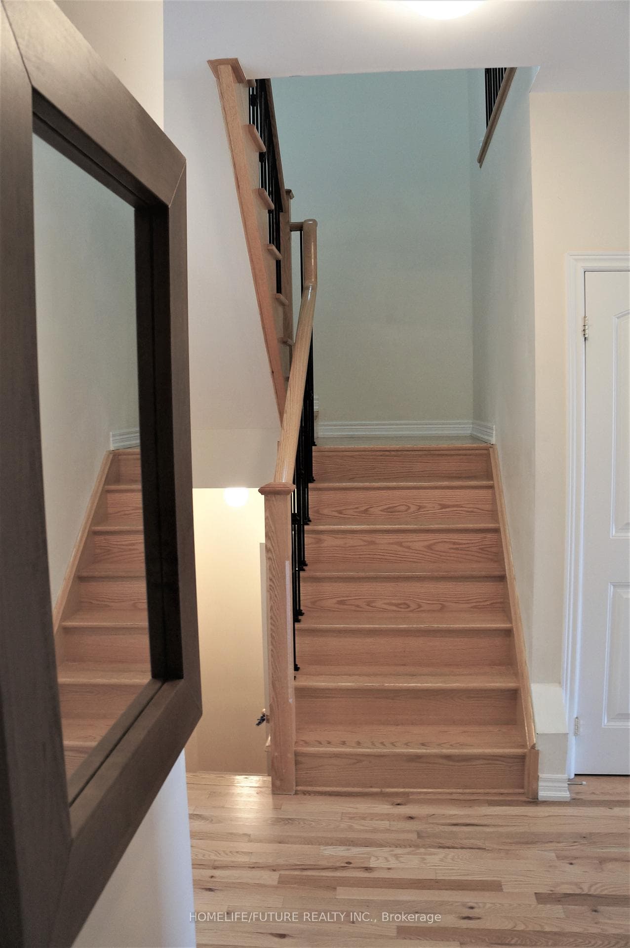 1038 Green Street photo 9