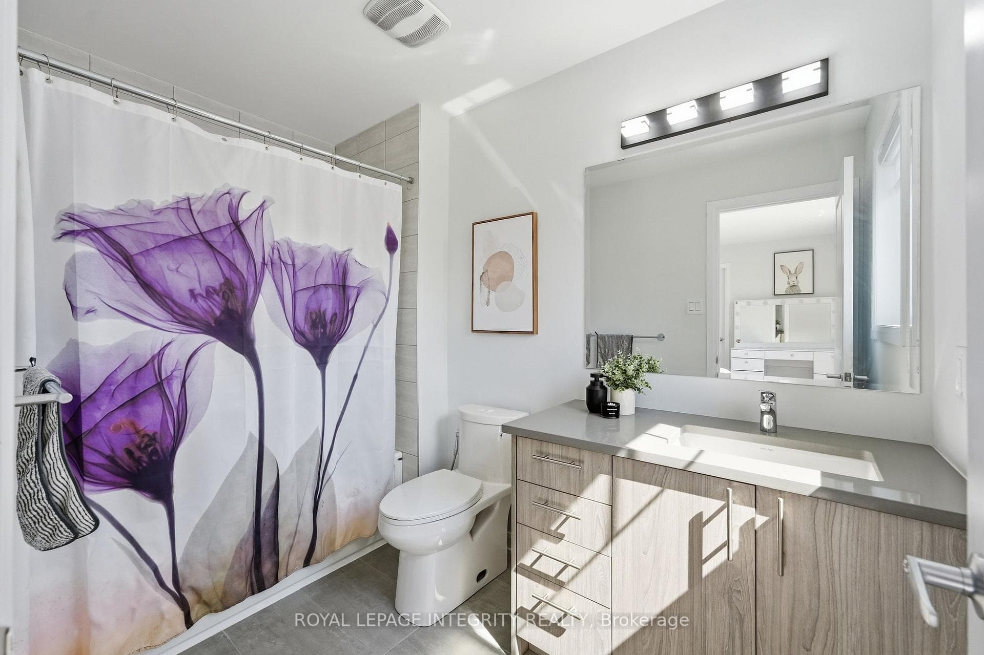 90 Coco Place photo 42