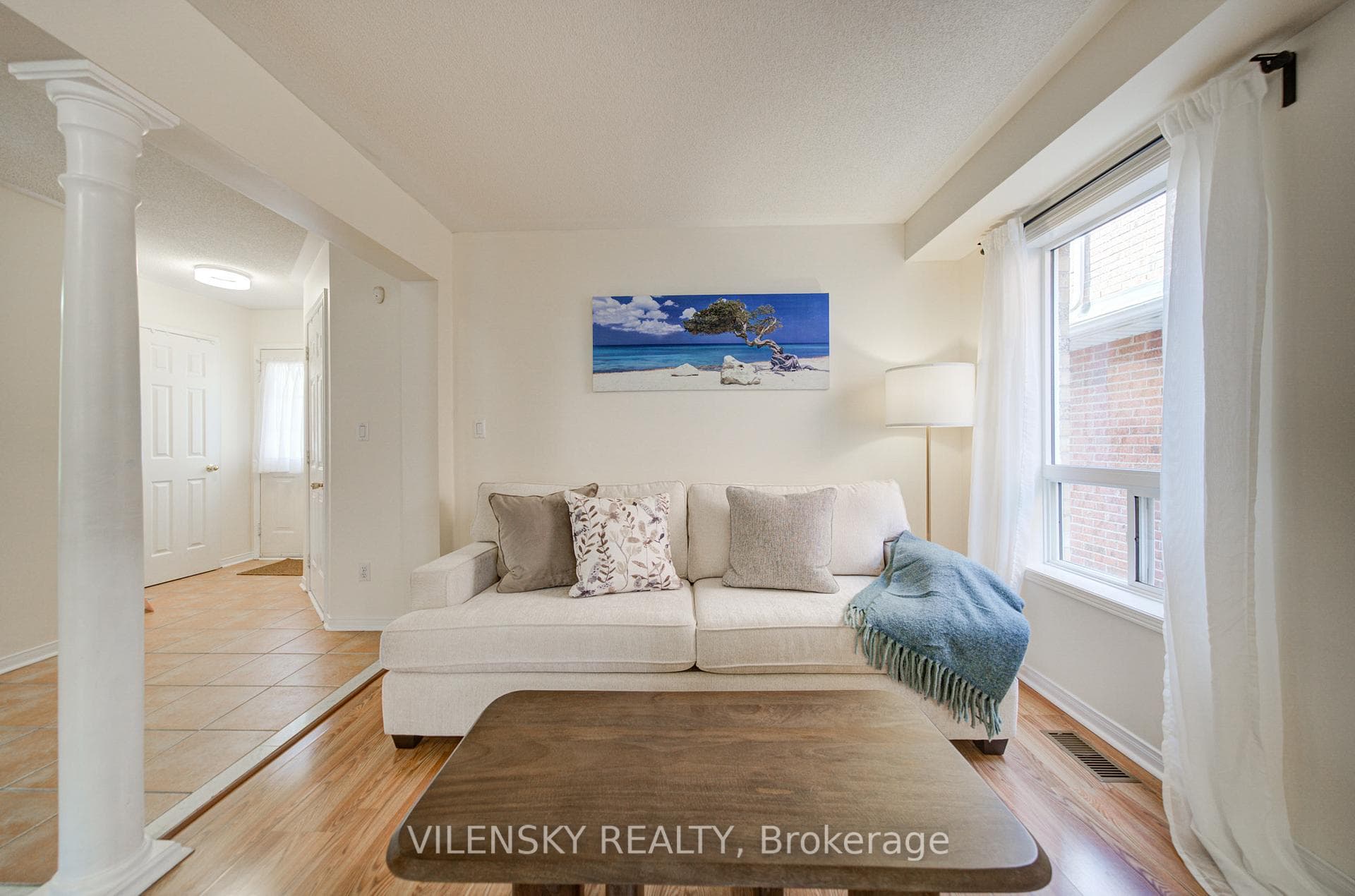 186 Purcell Crescent photo 6