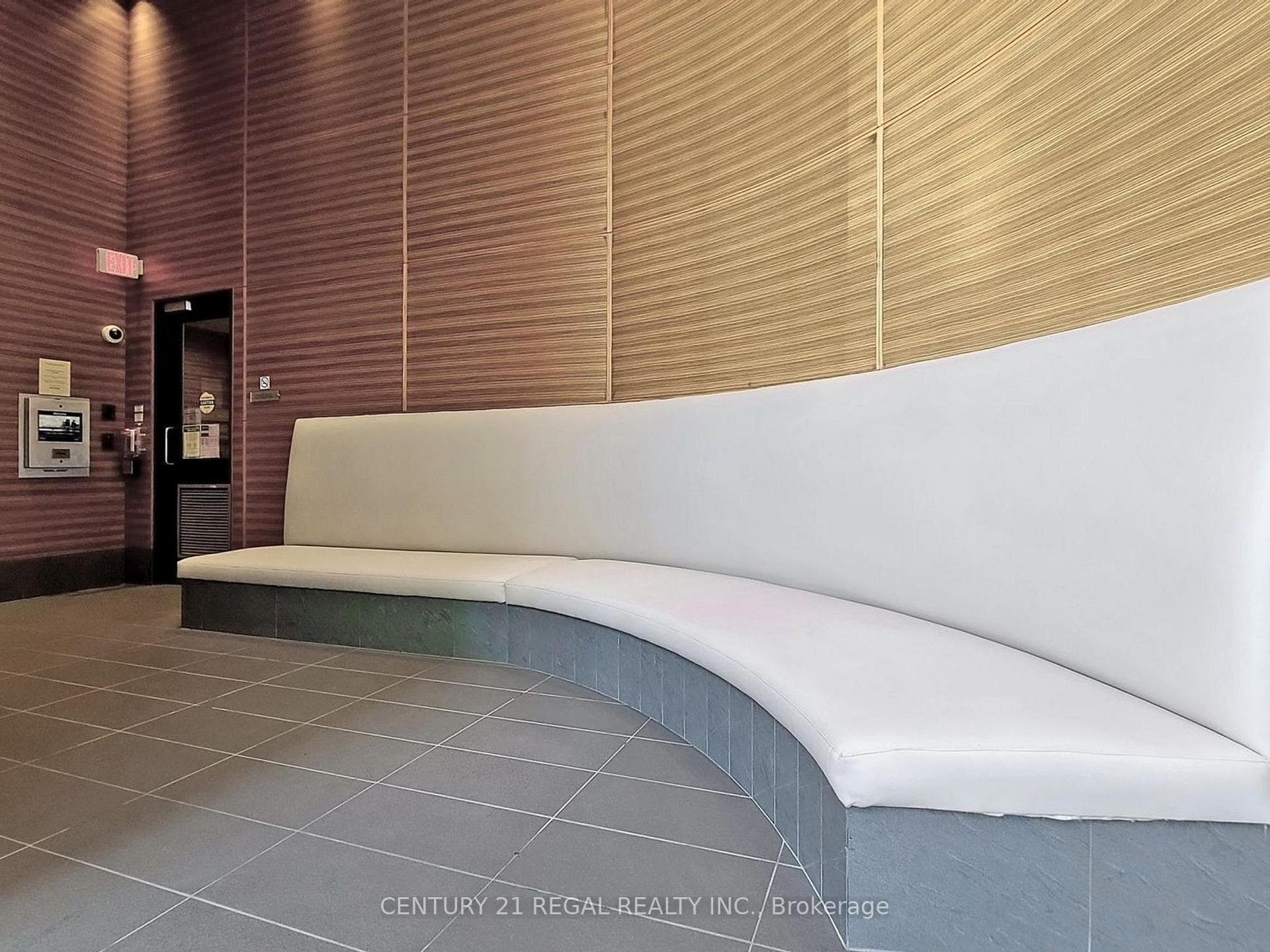 135 Village Green Square Unit 1326 photo 6