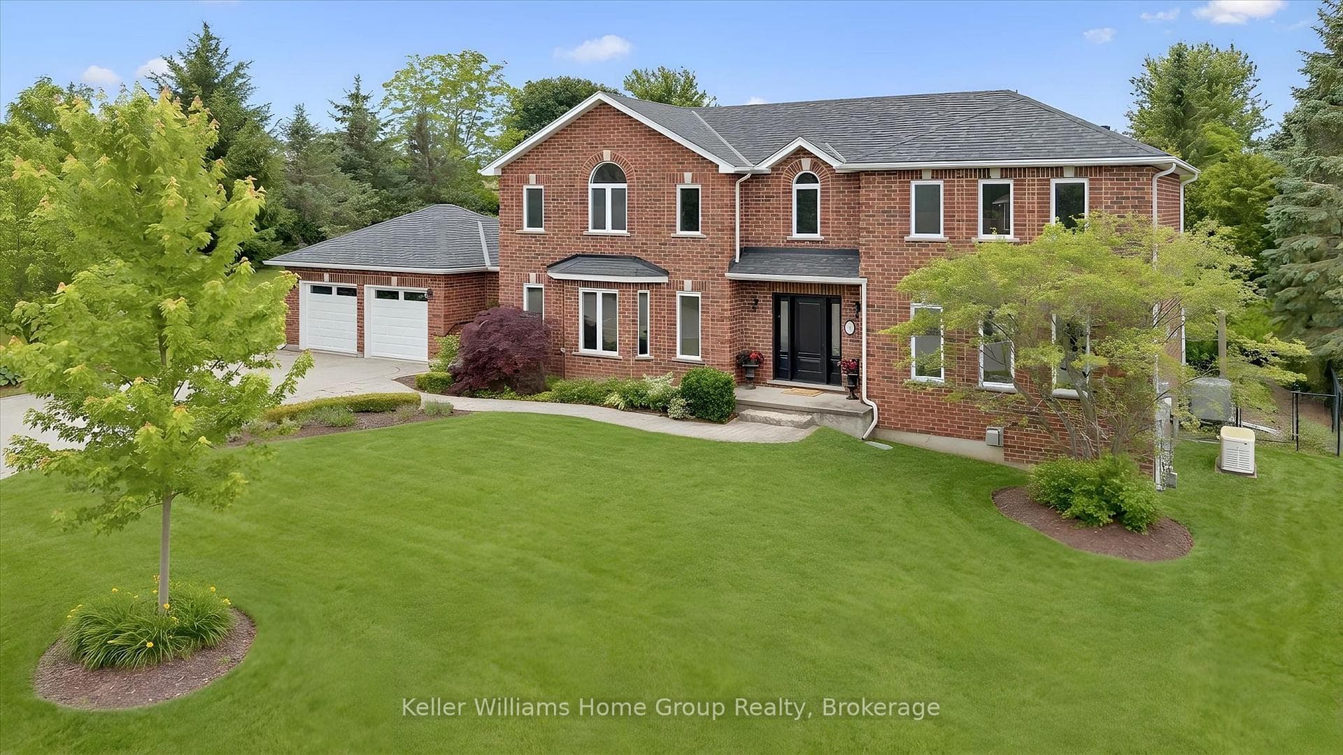 49 Christine Drive photo 2