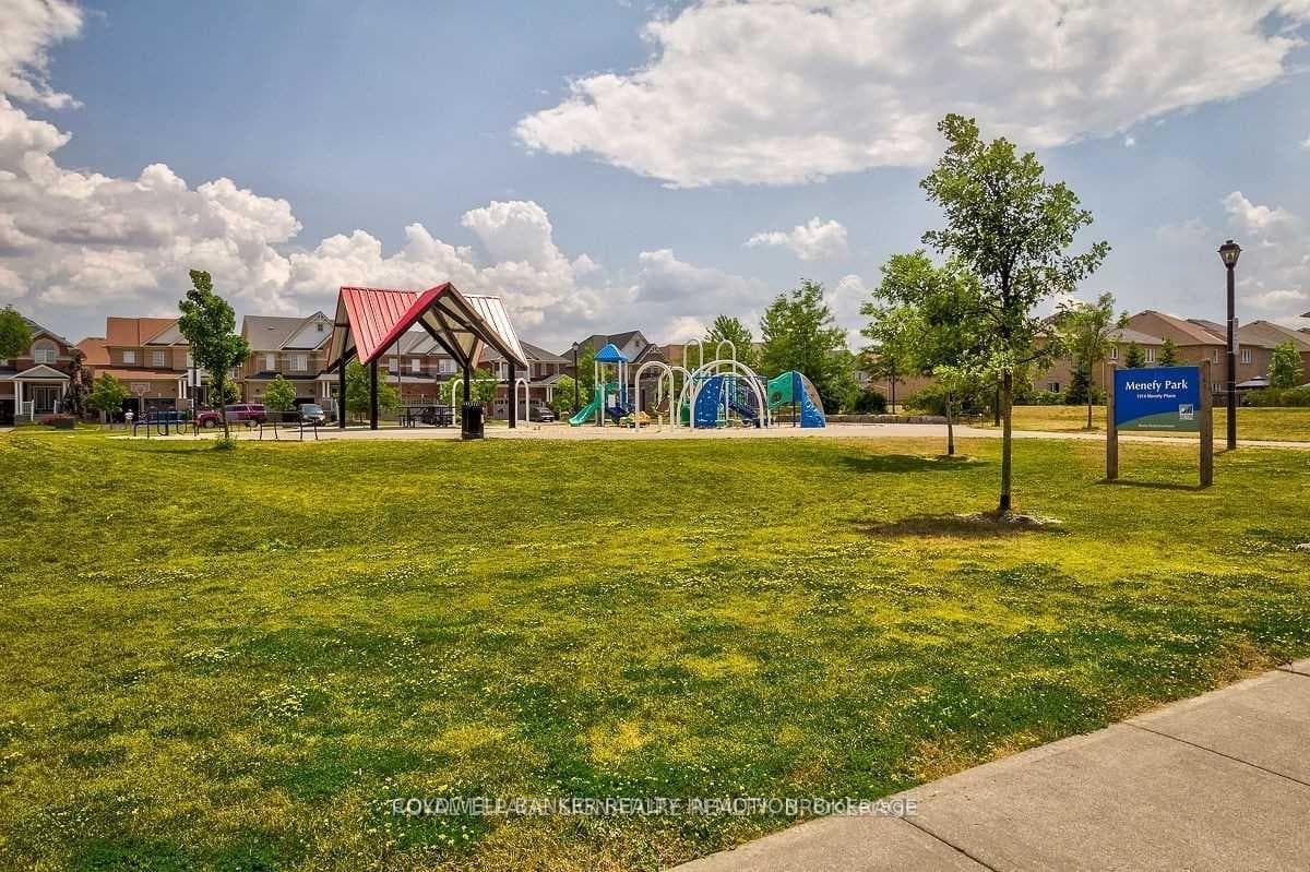 1347 Menefy Place photo 27