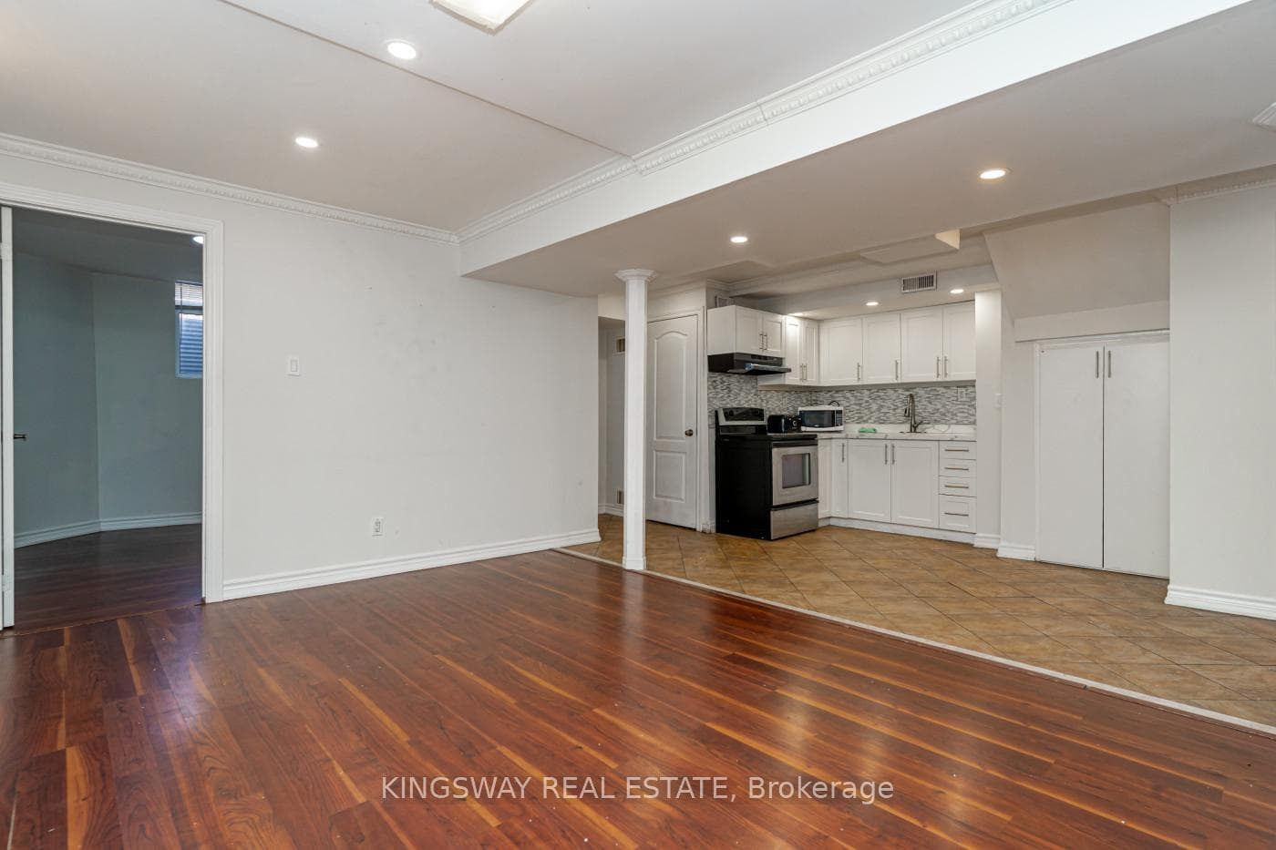 891 STONEBRIDGE Avenue photo 28