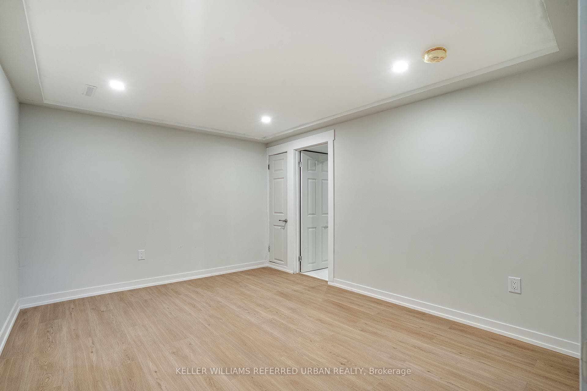 60 Fielding Crescent photo 32