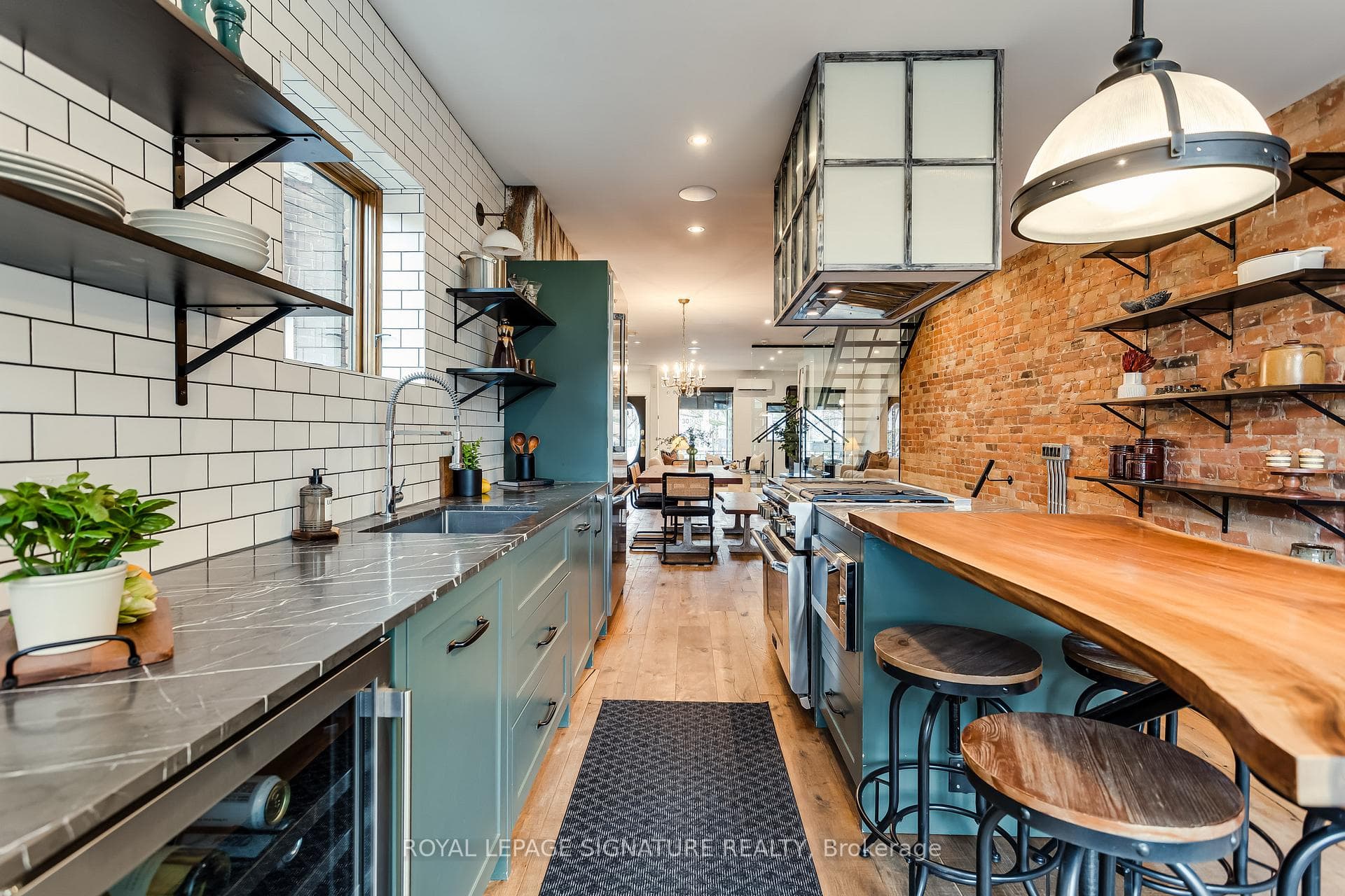 88 Grace Street photo 19