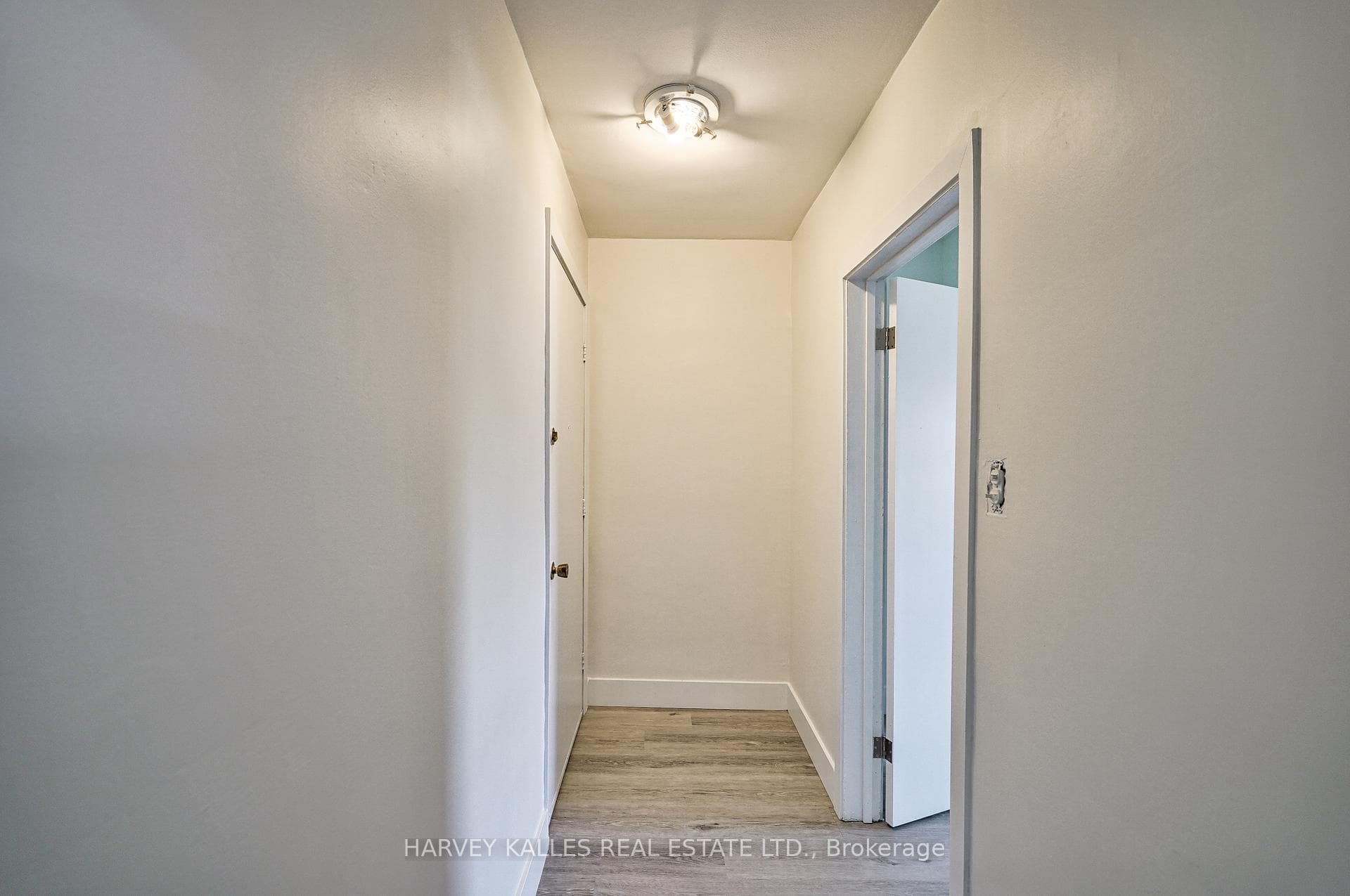 31 Glen Everest Road Unit 4 photo 5