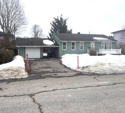 90 Granton Avenue photo 2