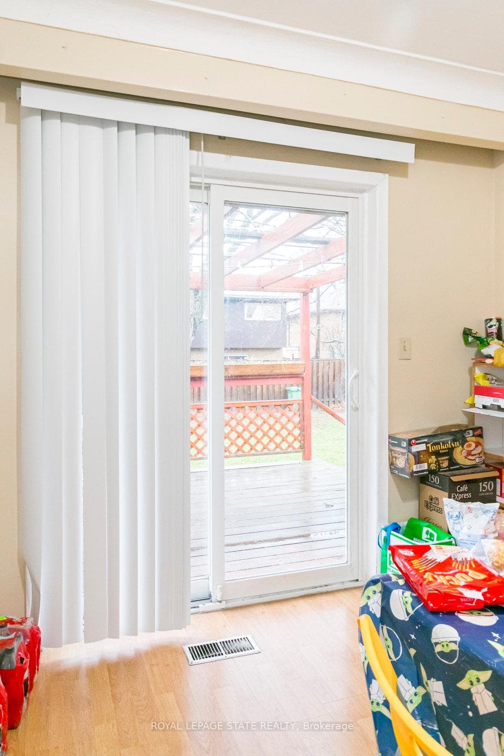 120 Stroud Road photo 7