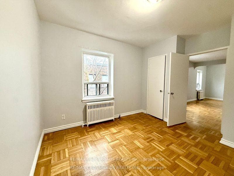 2770 Yonge Street Unit 307 photo 4