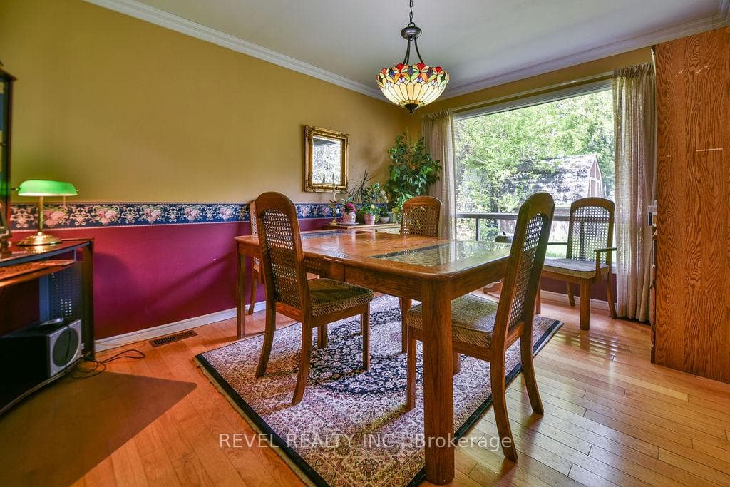 222 Earl Street photo 19
