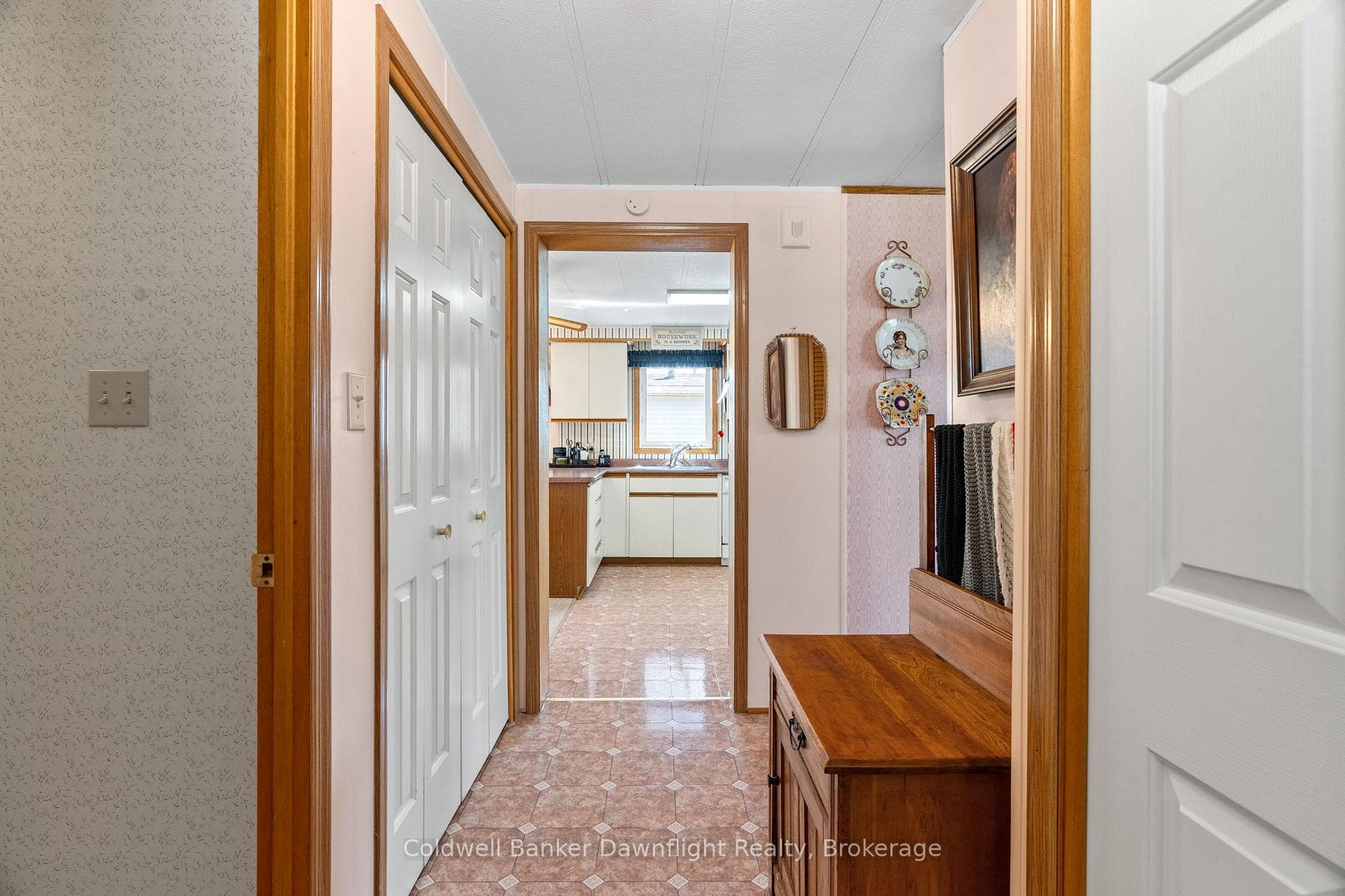 46 Redford Drive photo 14