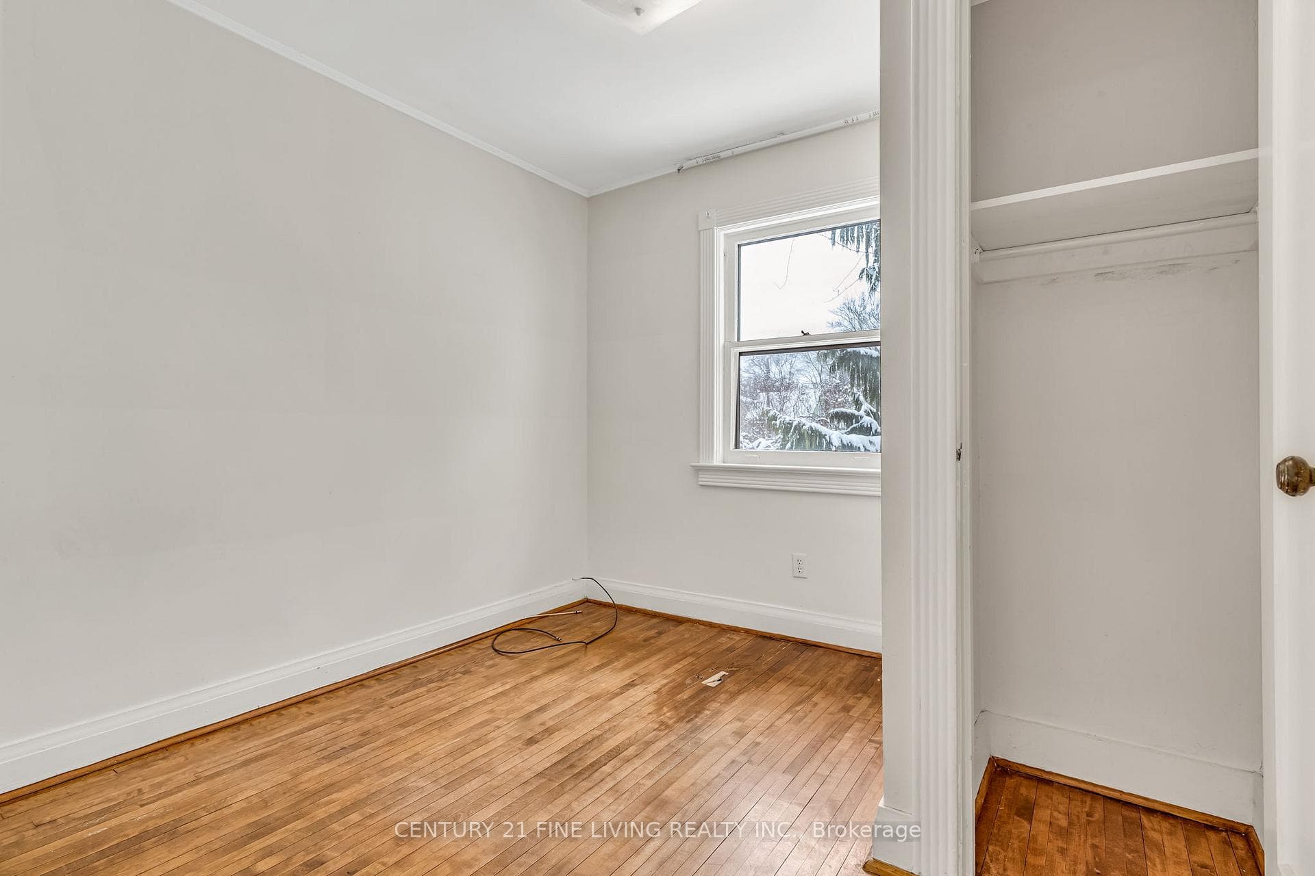51 Red Deer Avenue photo 21