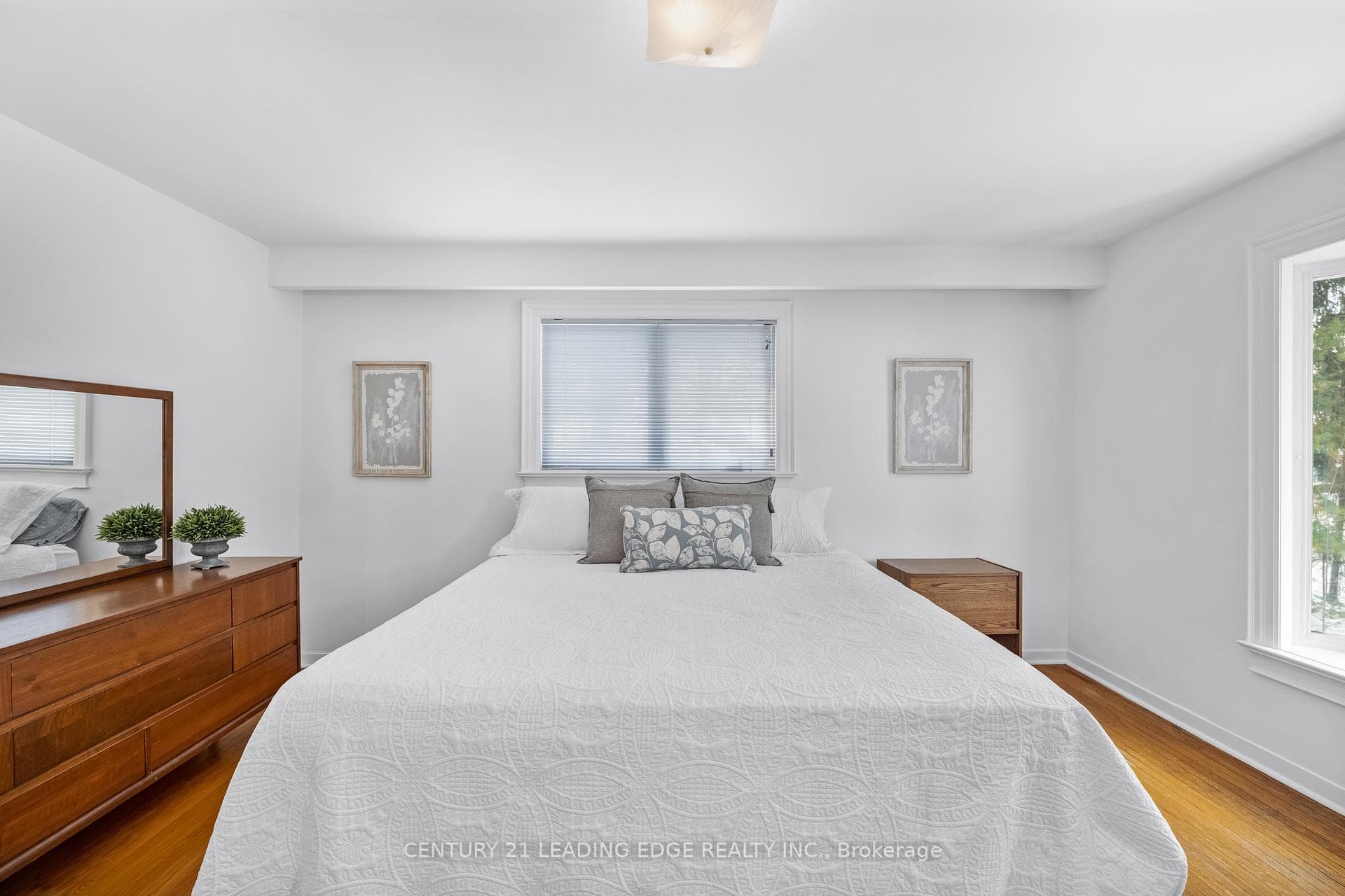 121 Twyn Rivers Drive photo 25