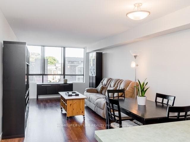 117 Gerrard Street Unit 306 photo 5