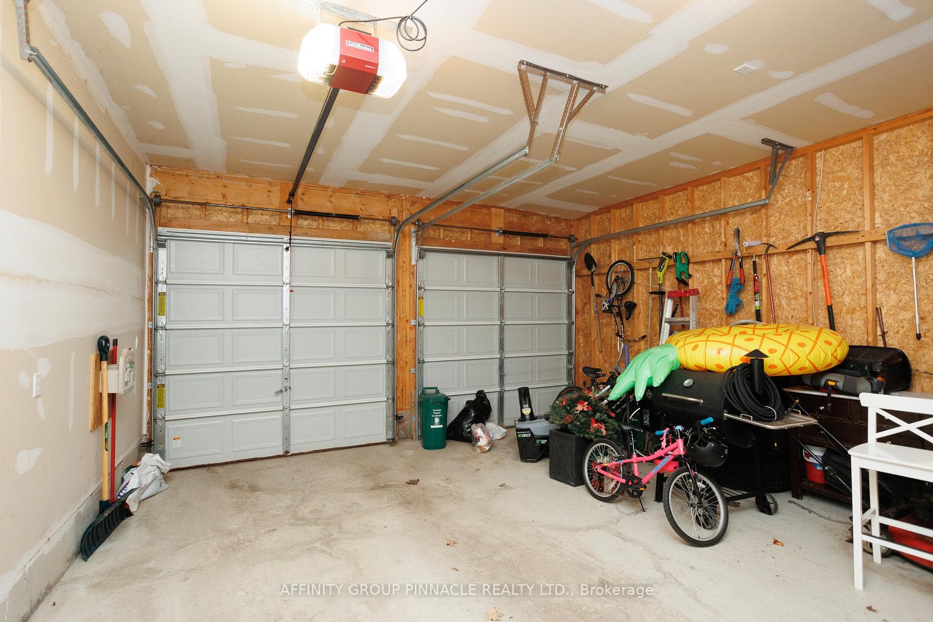 89 Maplewood Avenue photo 34